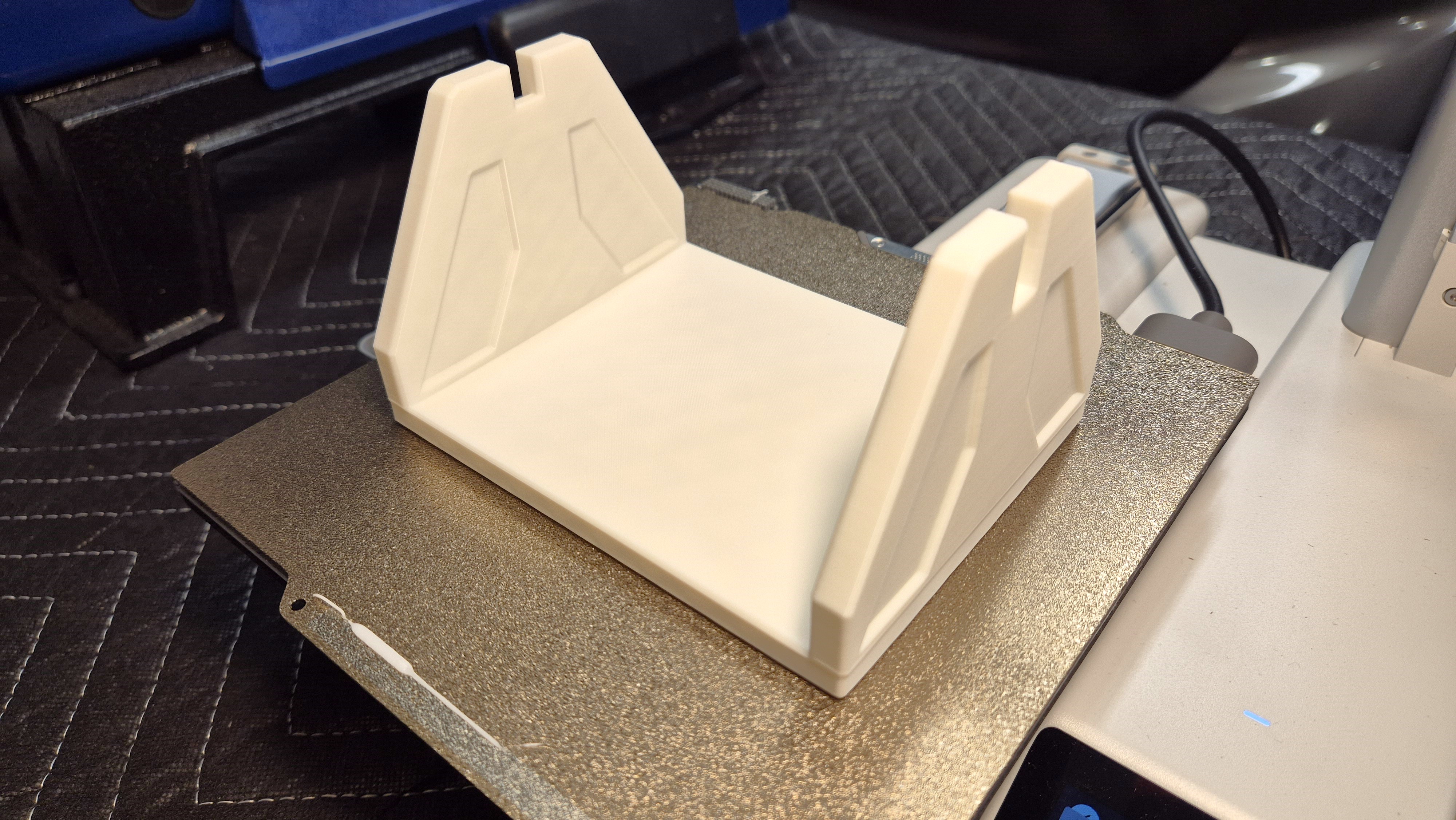 HERO PRINTER LABEL ROLL HOLDER (2 sizes) by Dean Download