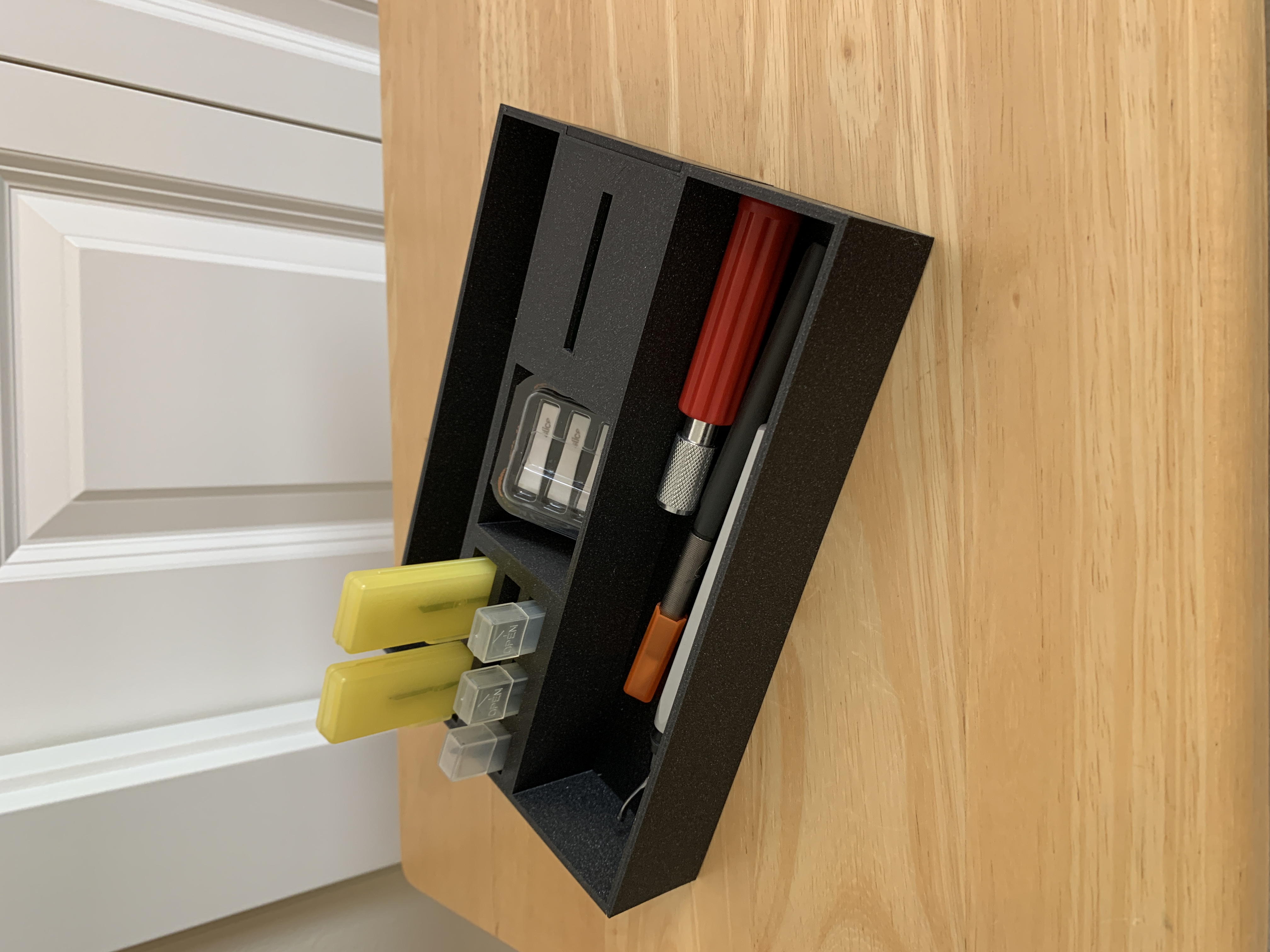 Hobby knife caddy — thumbnail 2
