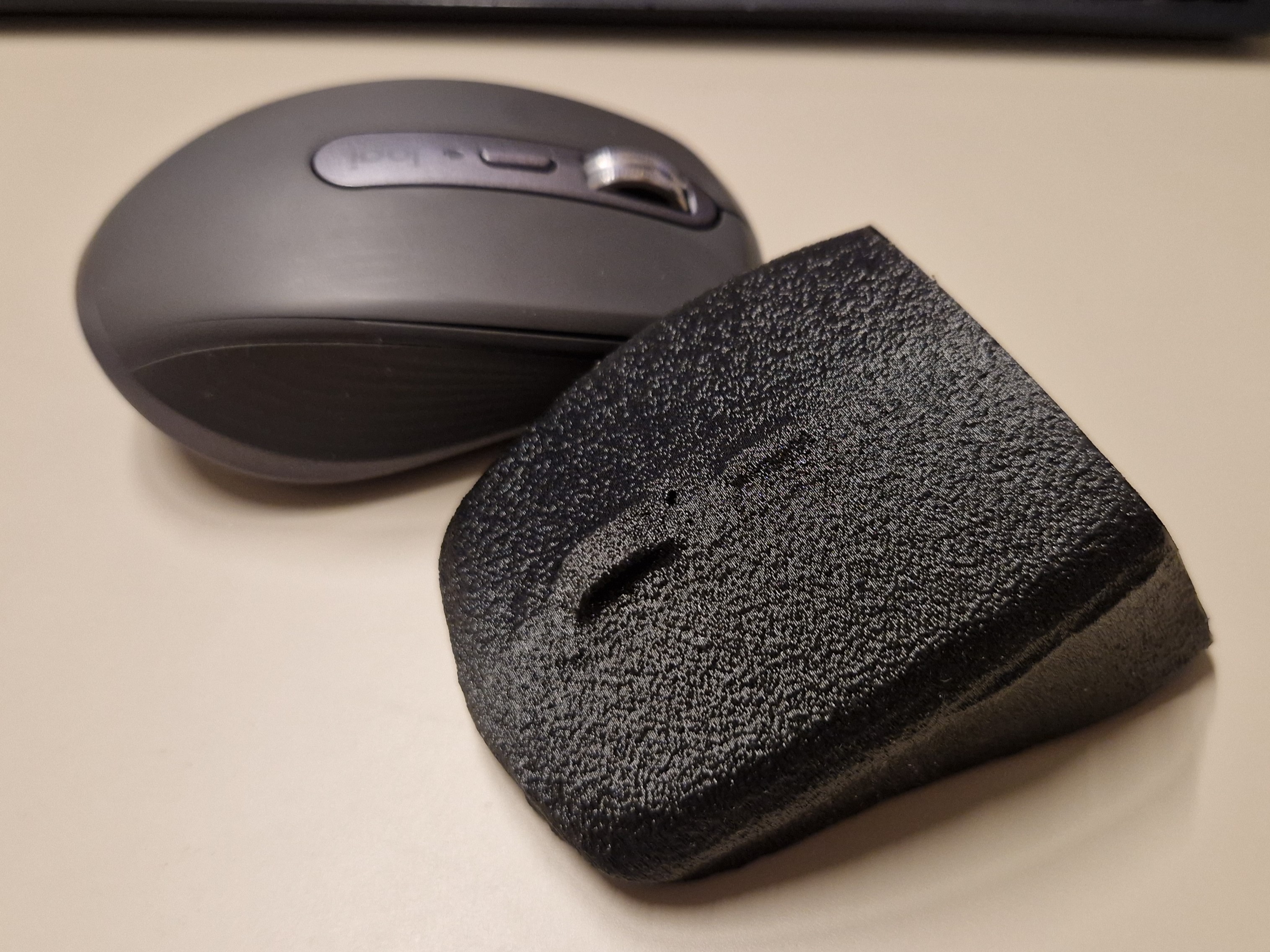 MX Anywhere 3S TPU protecting Sleeve