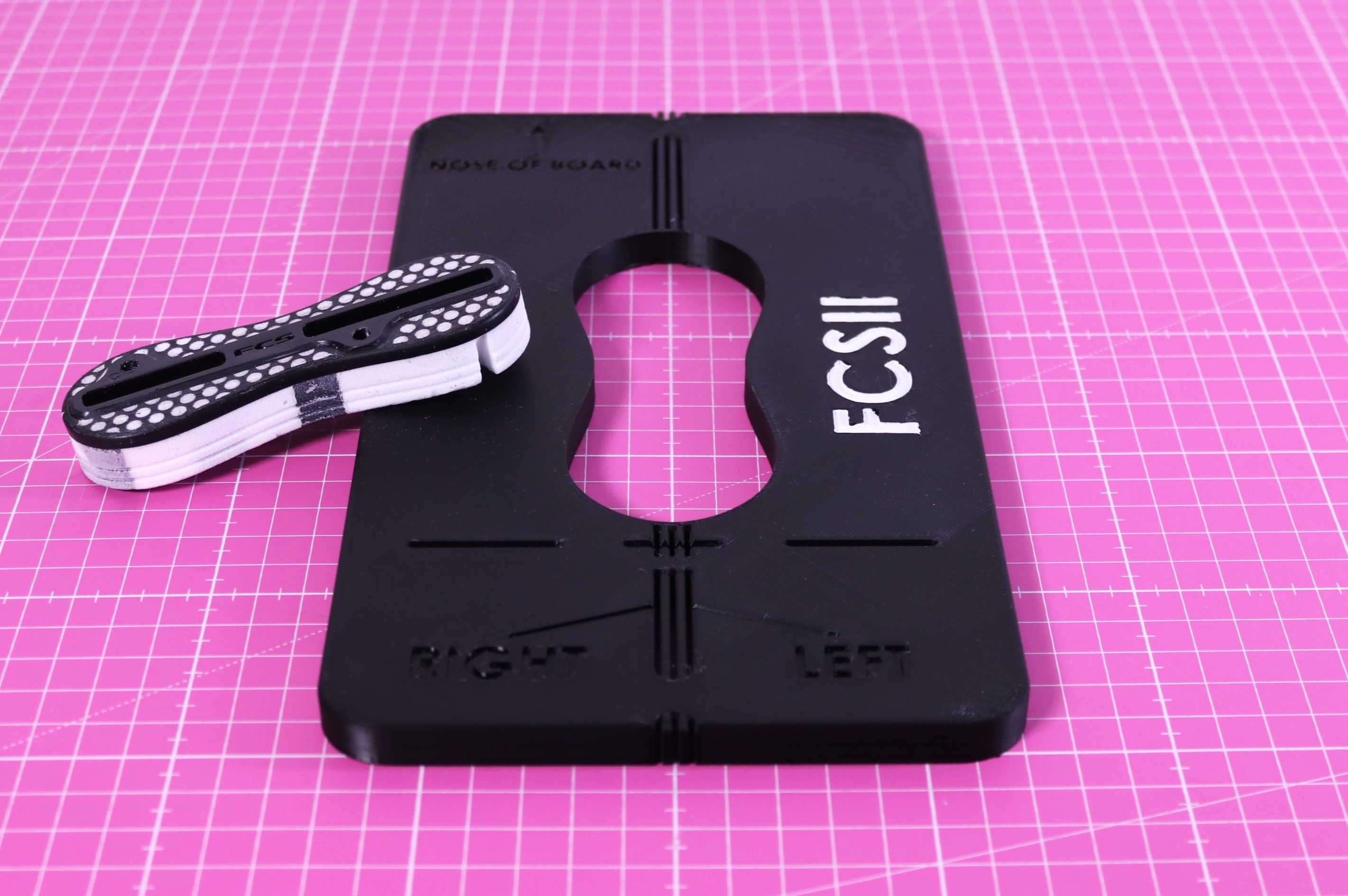 Router jig FCSII fin plugs by 3DMadeByLouis Printables Store