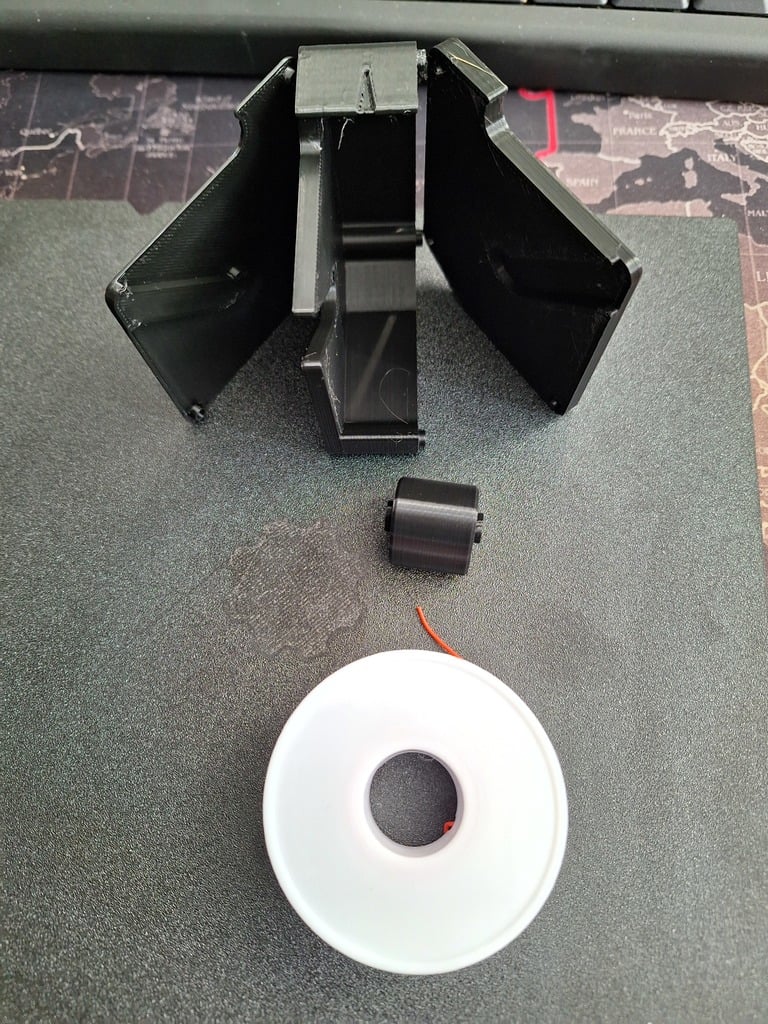 Miniatura 2 do modelo 3D Modulair Wire Spool Holder