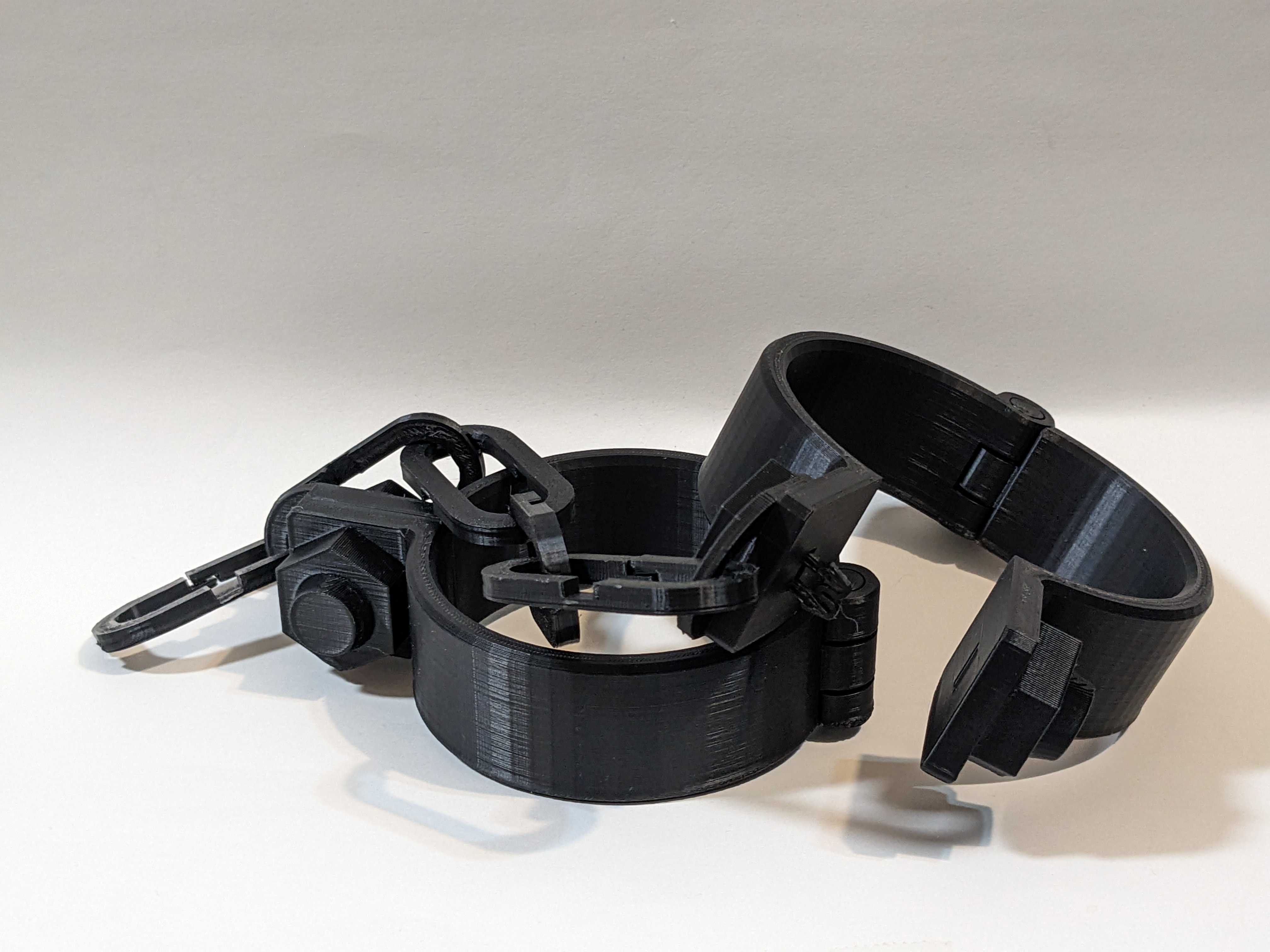 Manacles and Leg Irons par Two Views Studio | Téléchargez gratuitement ...