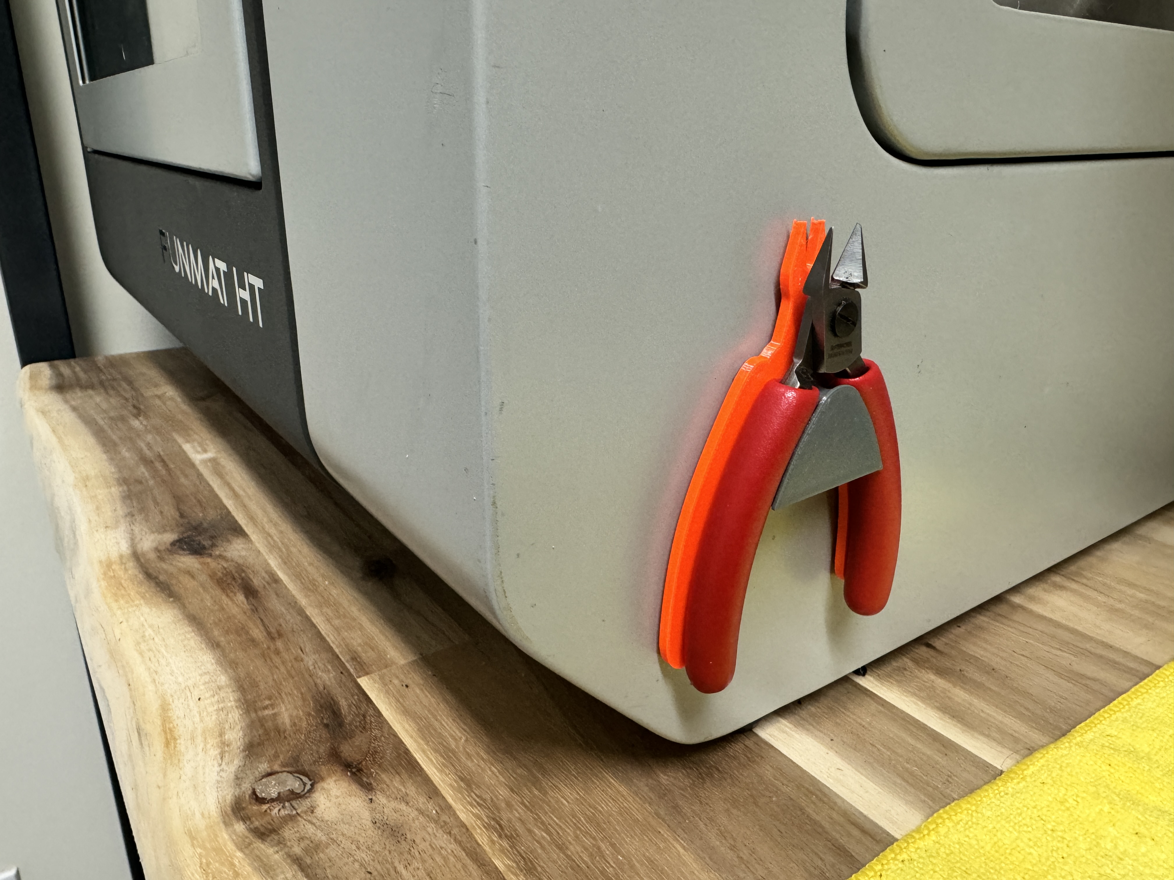Side Cutter Saddle