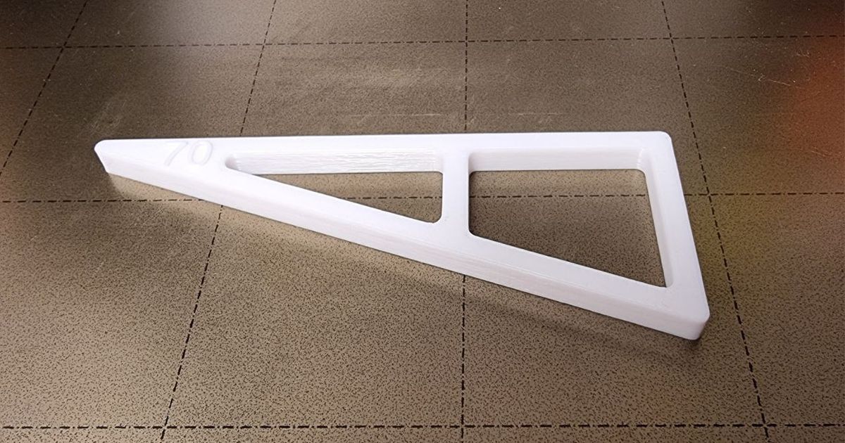 70º degrees angle triangle tool for triple monitors on sim racing setup ...