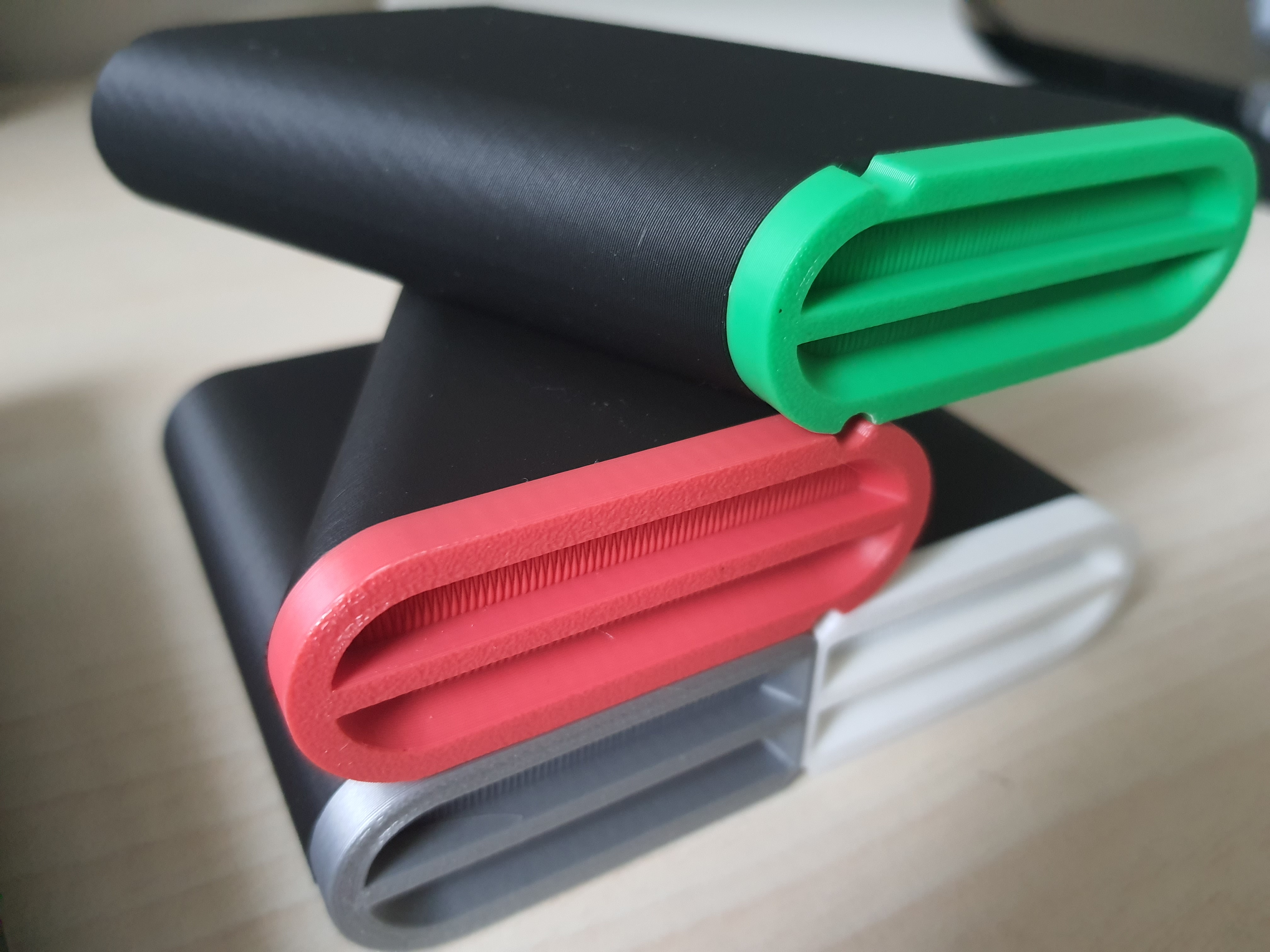 Modern small shelf with sliding baskets by Konstantin Radchenko