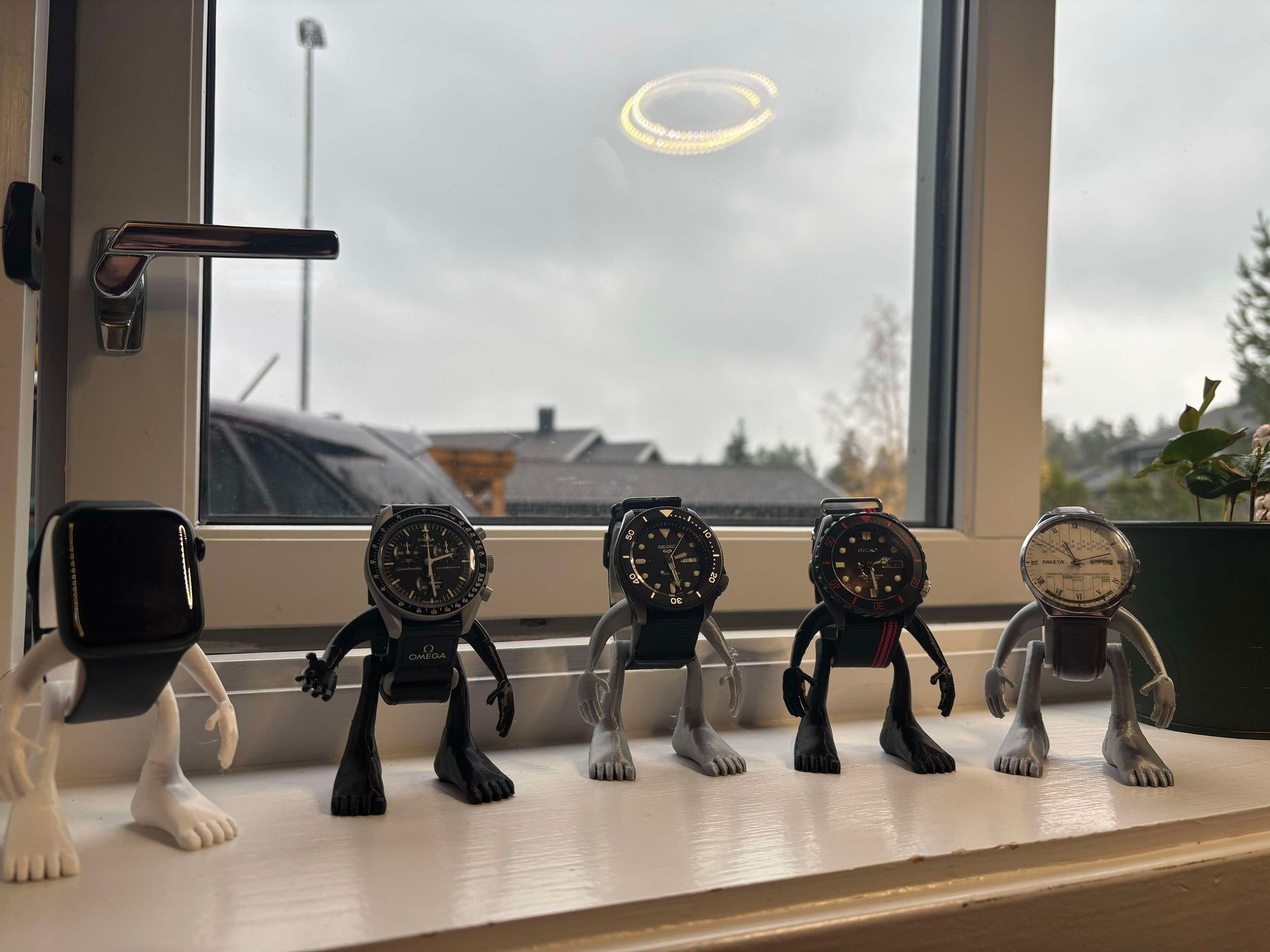 WatchMen Watch Holder by Jakob Amtedal Printables Store