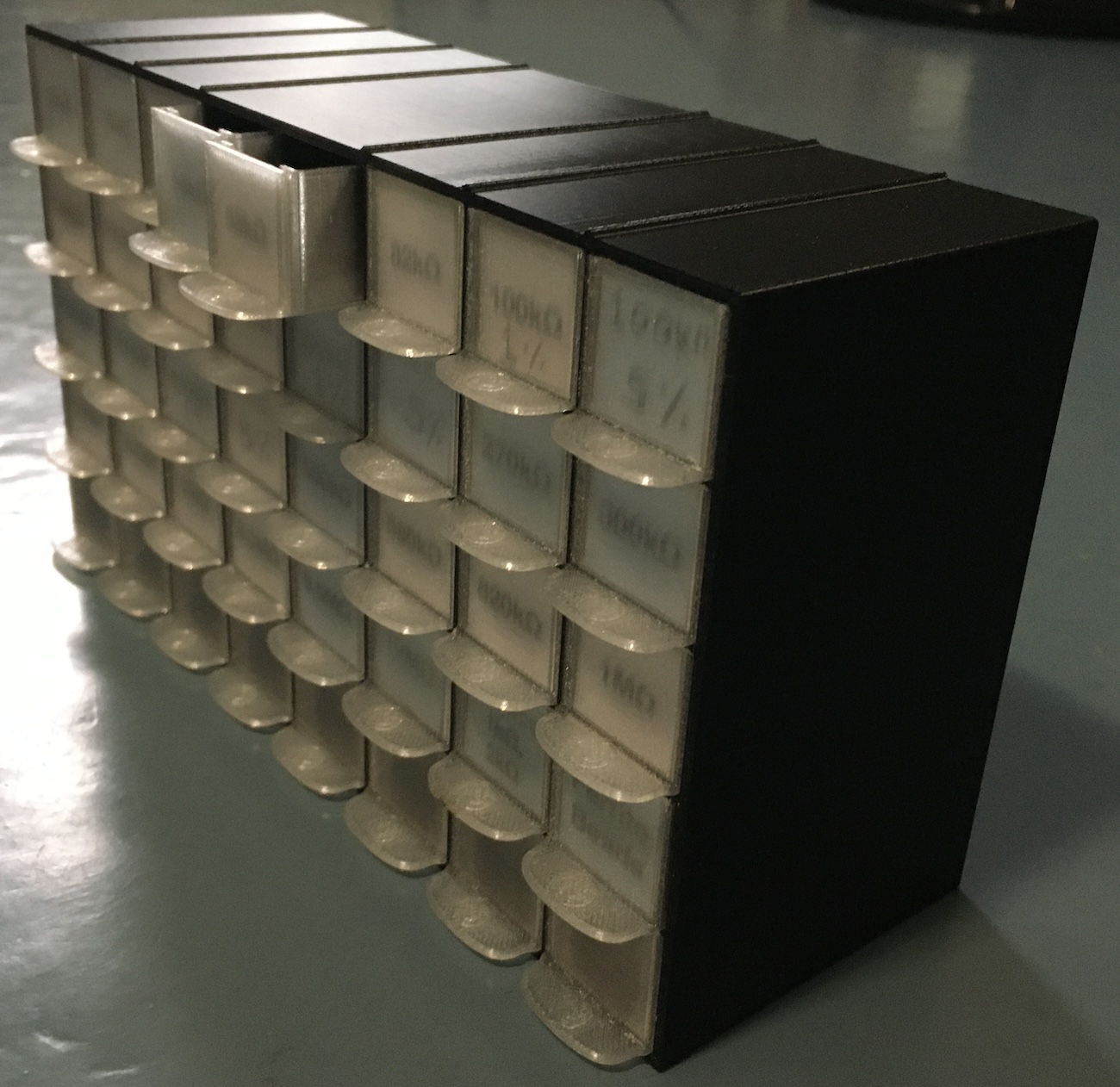 Resistor Box by J3rM