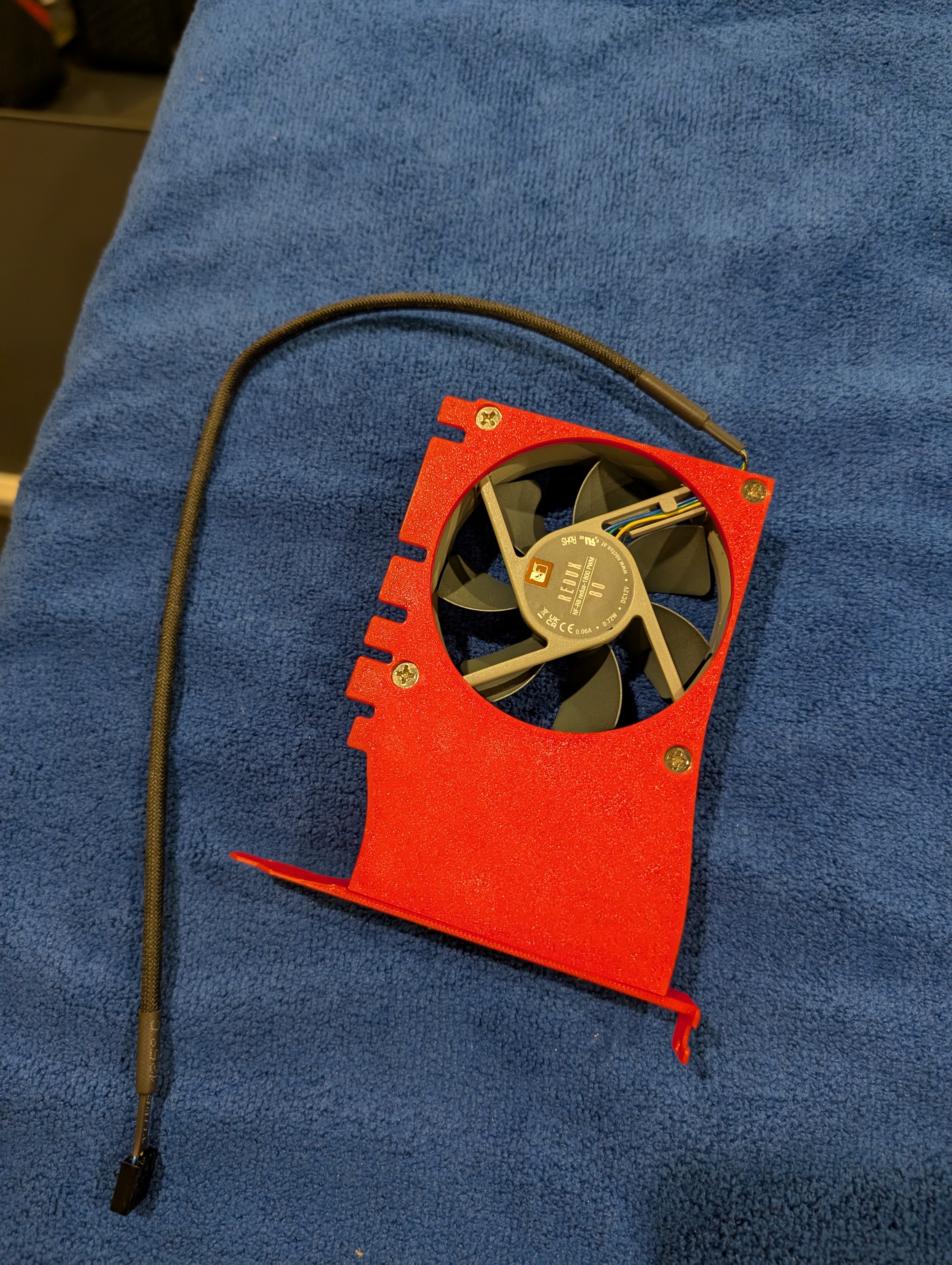 80mm PCIe Slot Fan by stevekamerman | Download free STL model | Printables.com