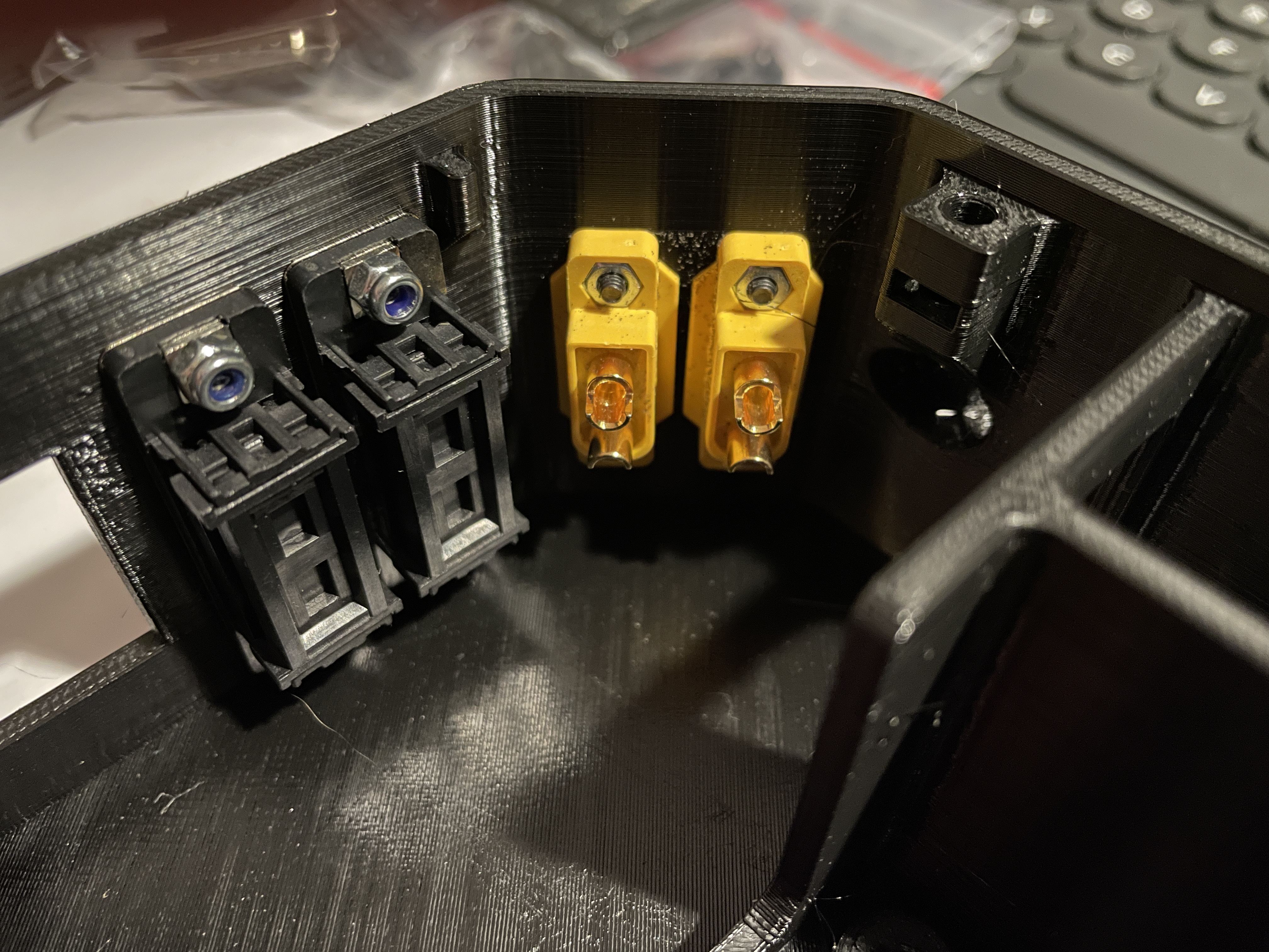 Miniatura 2 do modelo 3D Big Einsy Case - Plug & Play