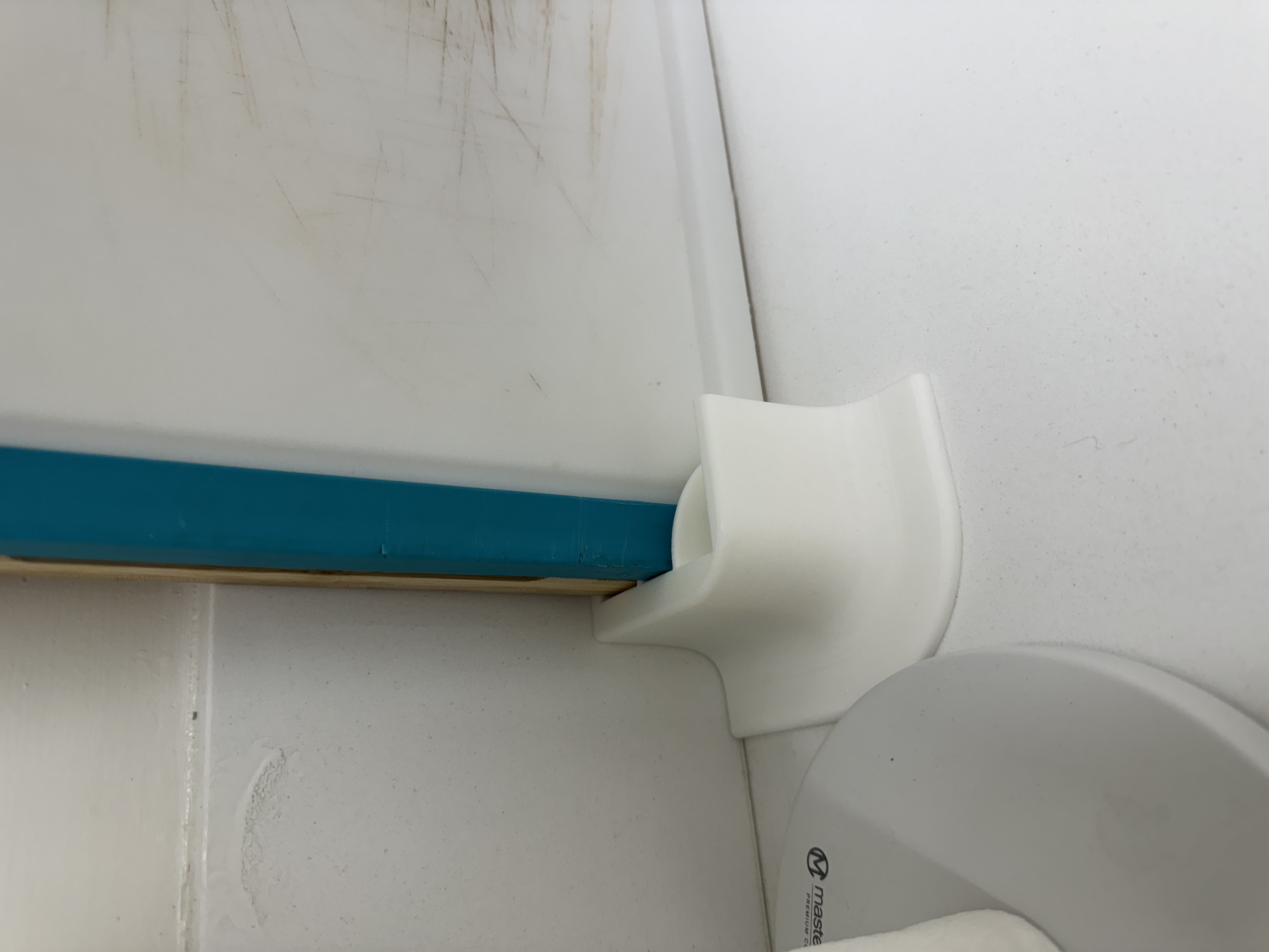 Cutting Board Holder by AllanHunter Download free STL model