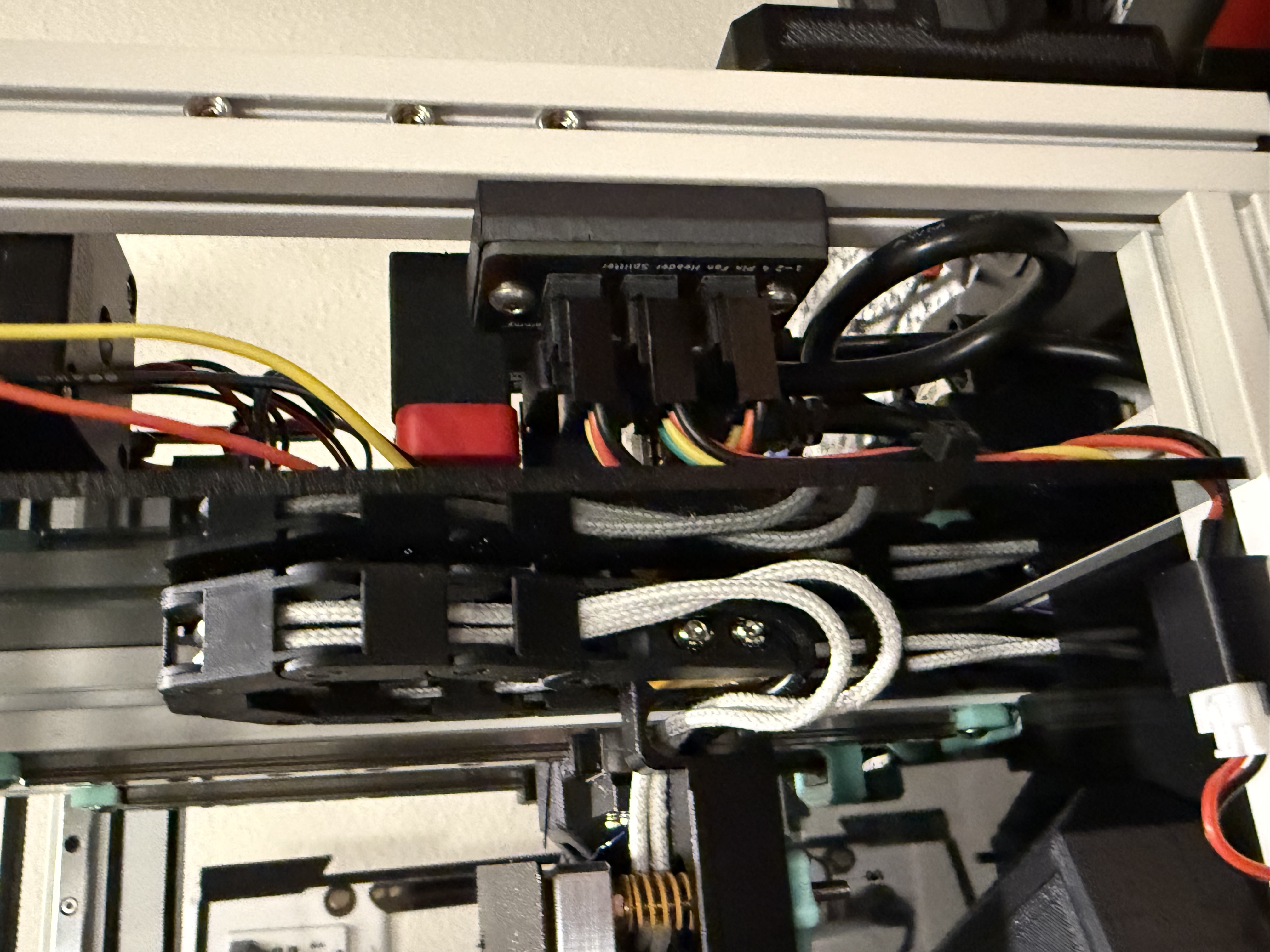 4 Pin Splitter Mount 1515 Extrusion