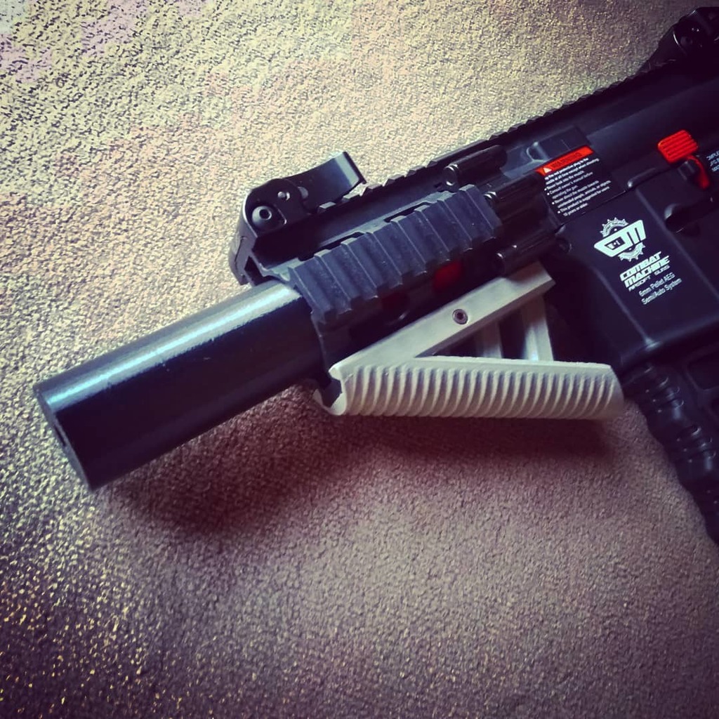 threaded airsoft suppressor for G&G FireHawk