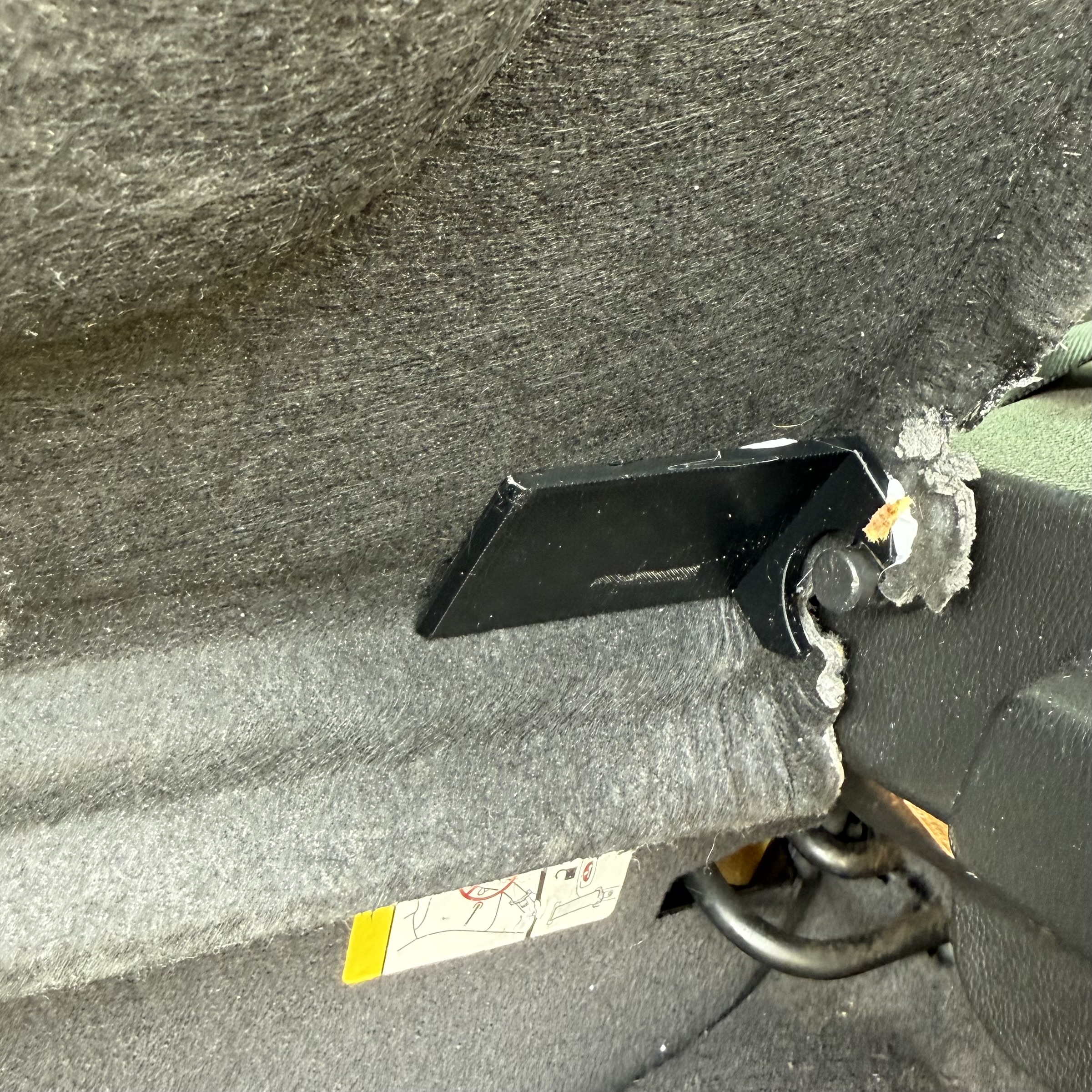 Ford Focus MK3 Cargo Cover Hinge Enforcements