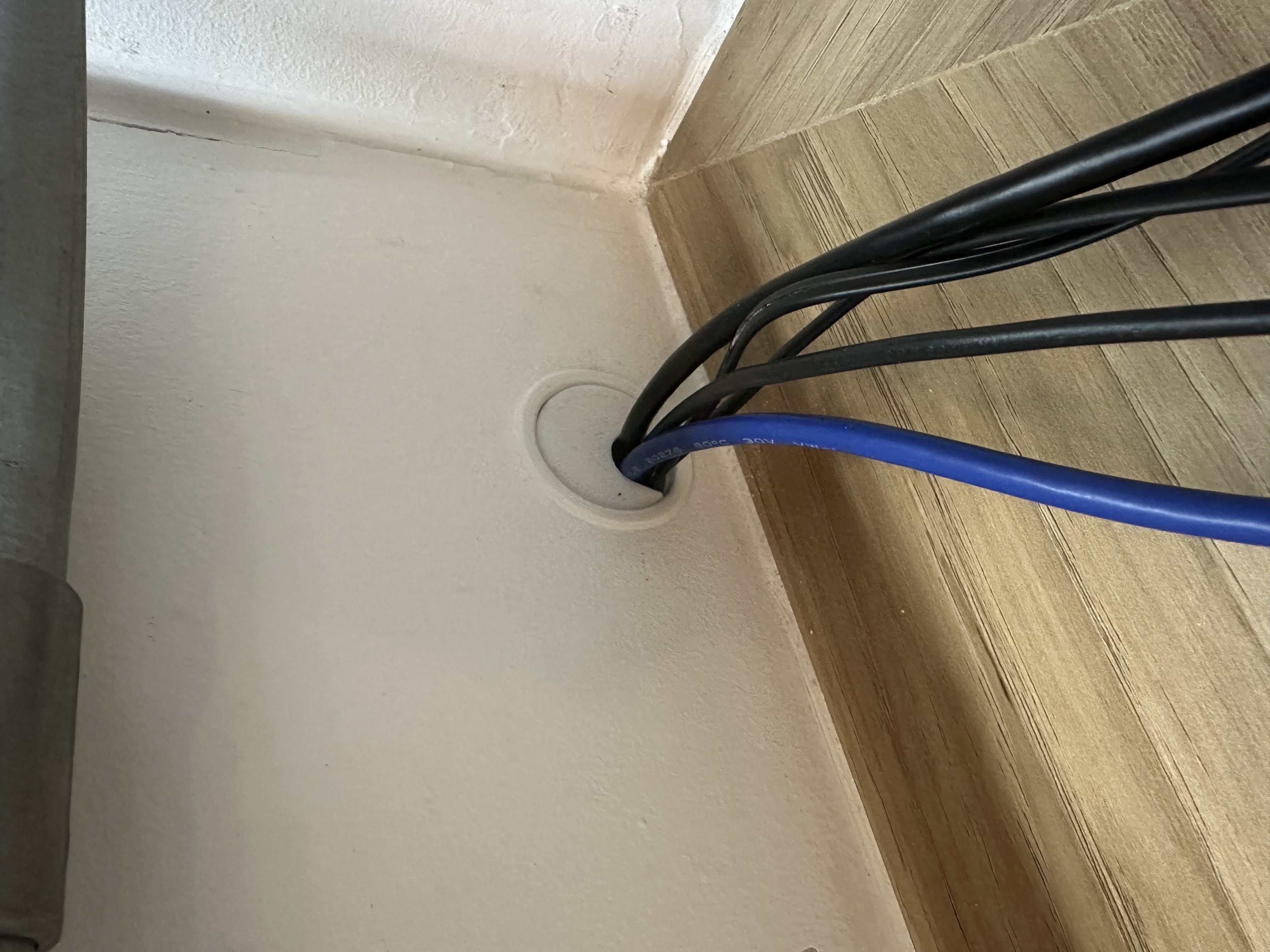 Desk Cable Gland 38mm