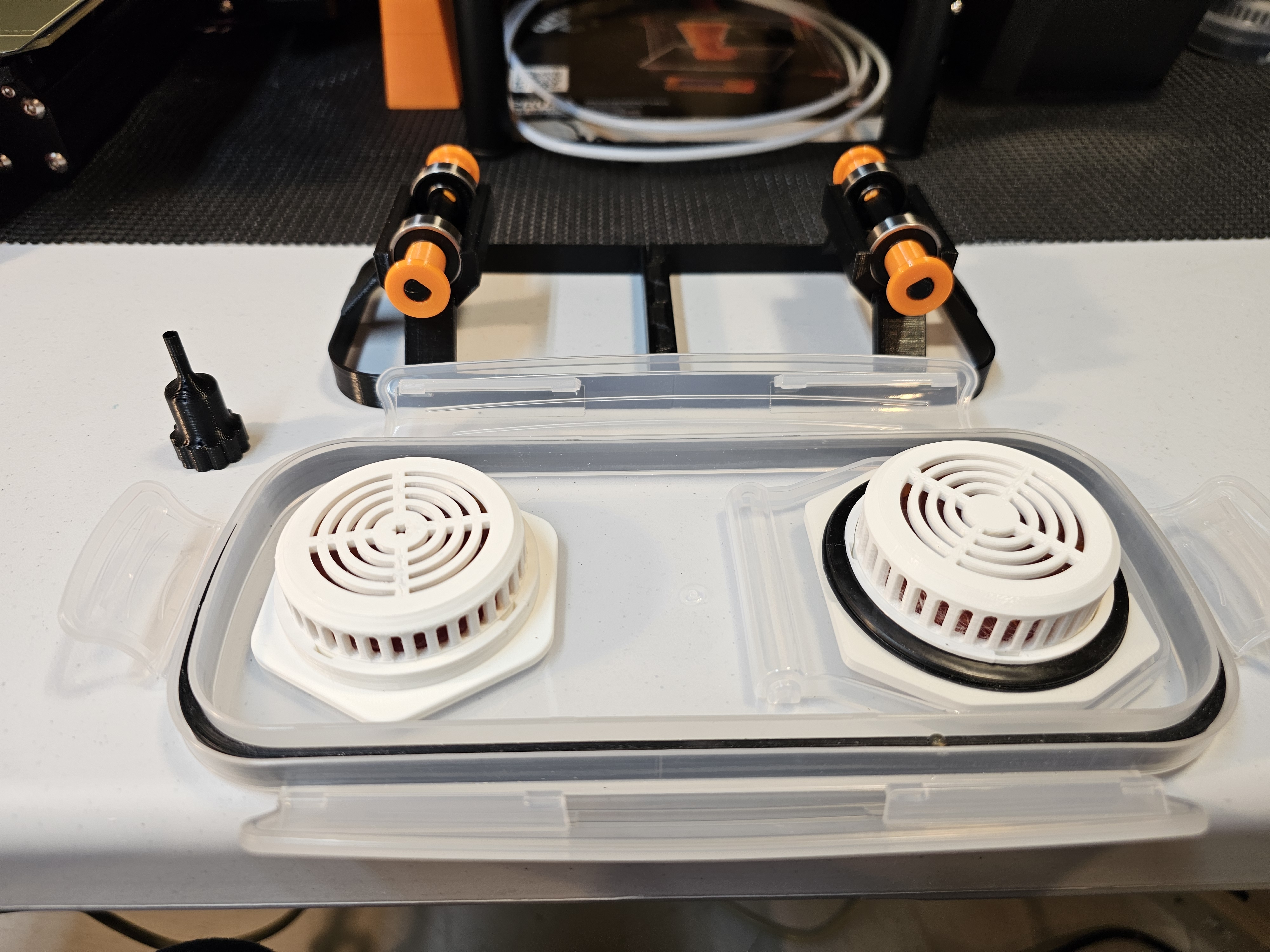 Filament Dry Box with Rollers