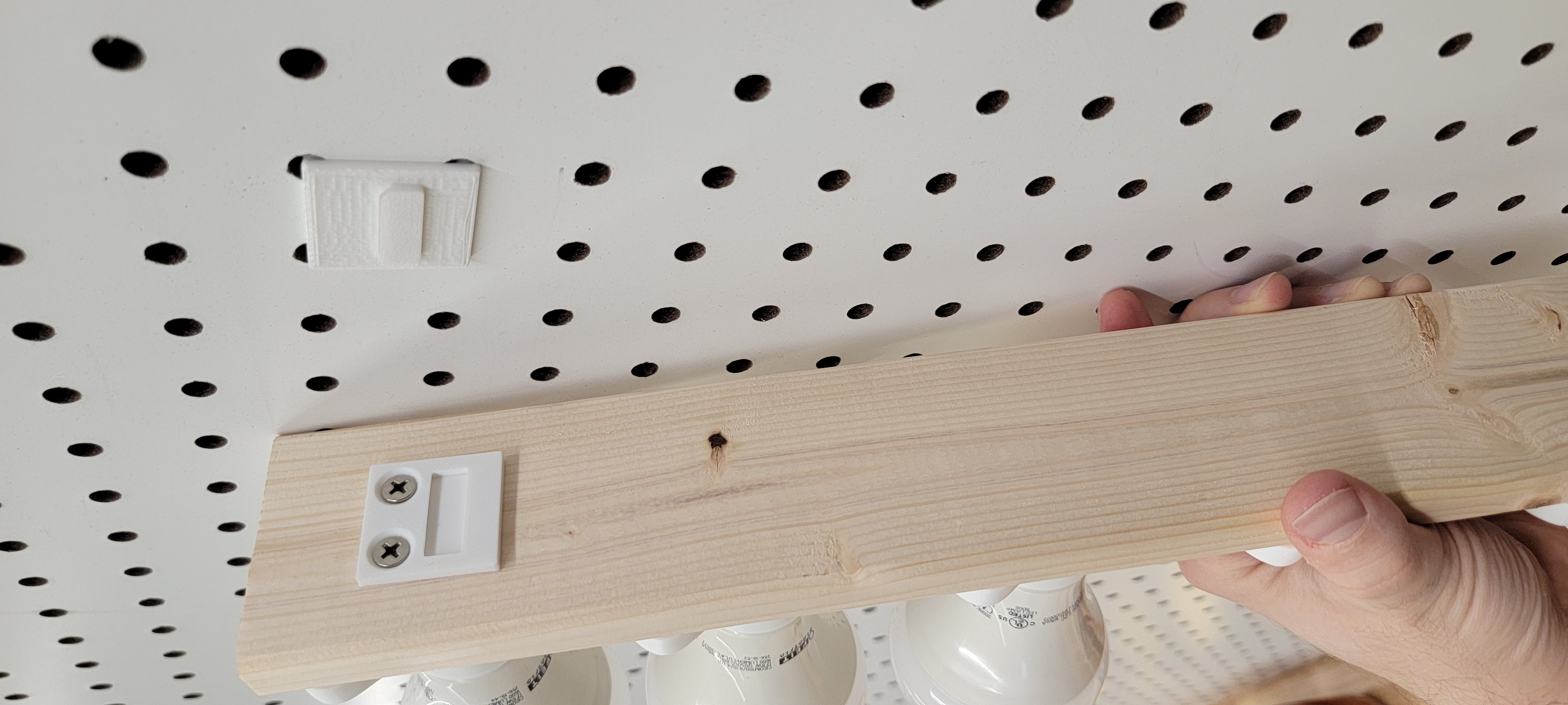 Peg Board Universal Mount — miniatura 5