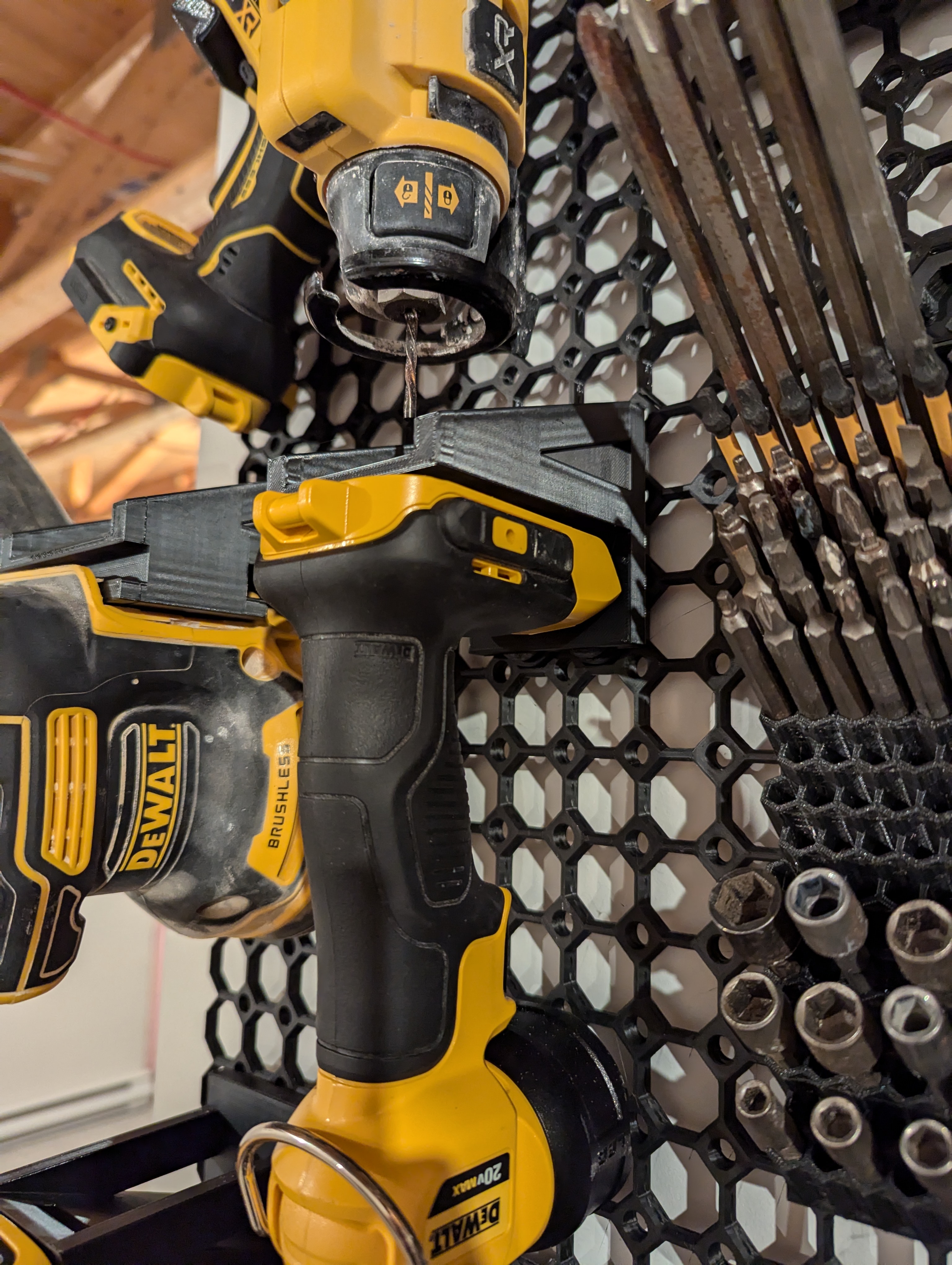 Straight 20V Dewalt Tool Holder - Multiconnect