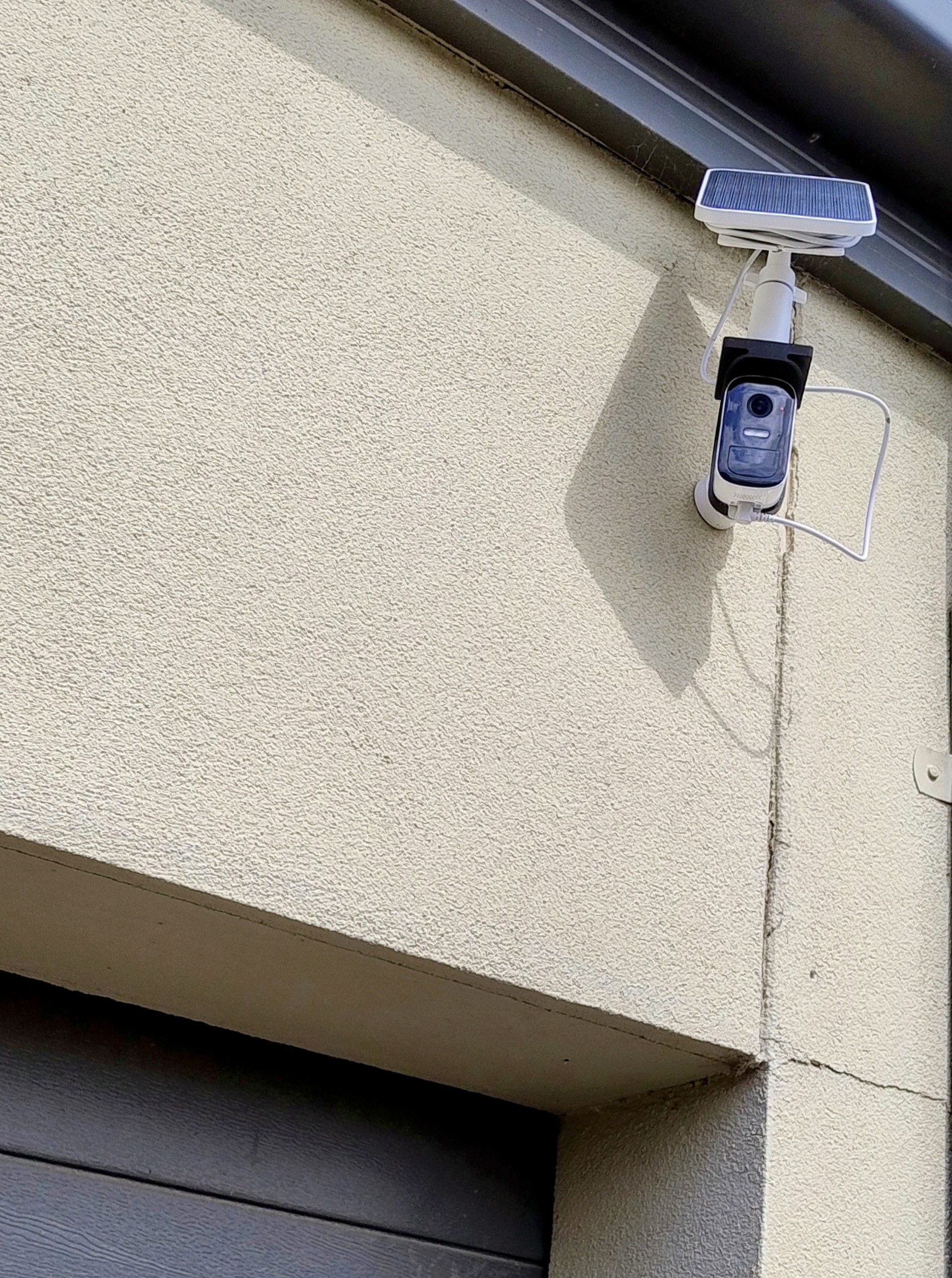 Eufy 2c camera cover with solar panel mount by Phonix works Download