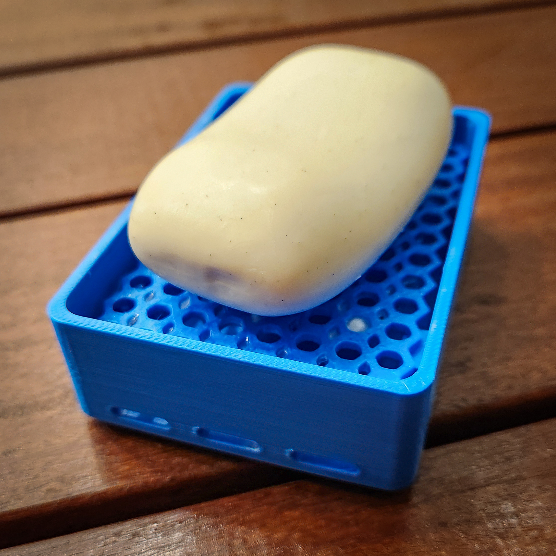 Soap Box with Mesh Bed for Floating, Quick-Drying Design