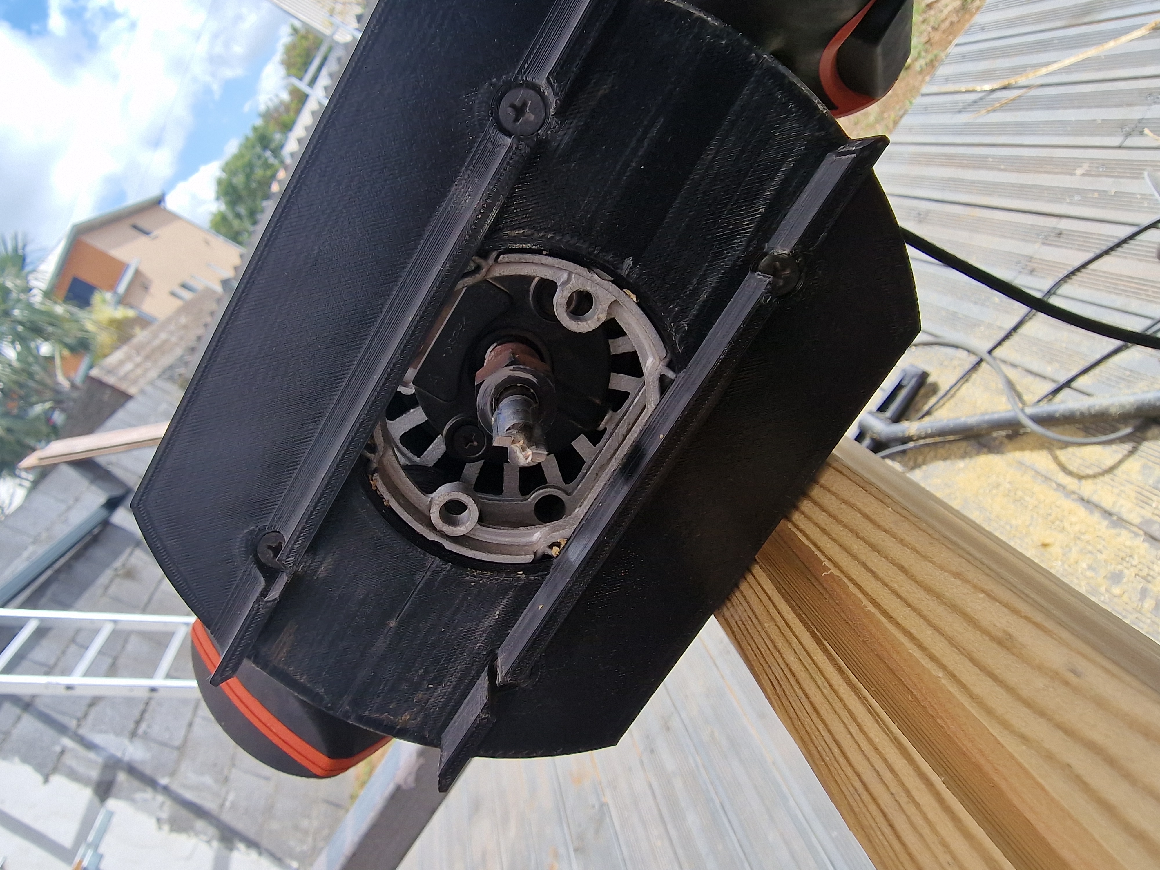Router base plate for 46mm thick timber