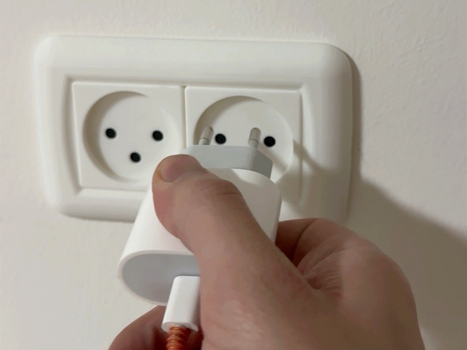 Fake Israeli Socket — thumbnail 2