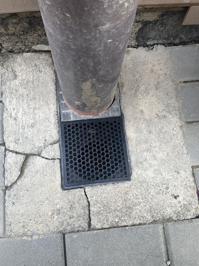 Canal/Rain gutter cover
