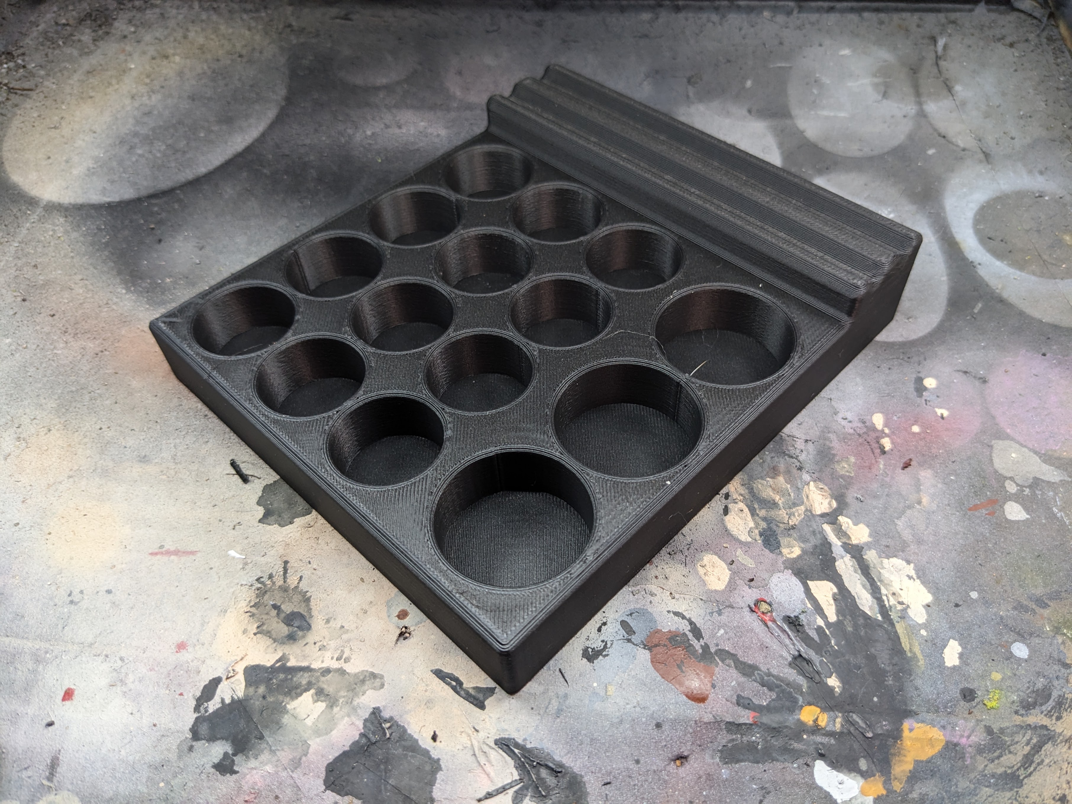 Paint pots tray by Miquel Download free STL model