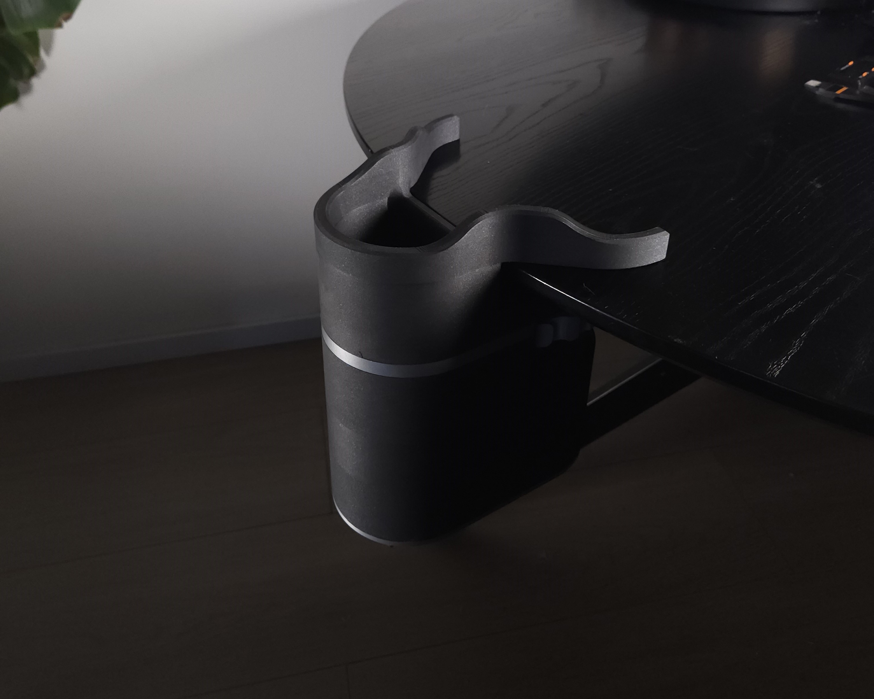 Side - Bin