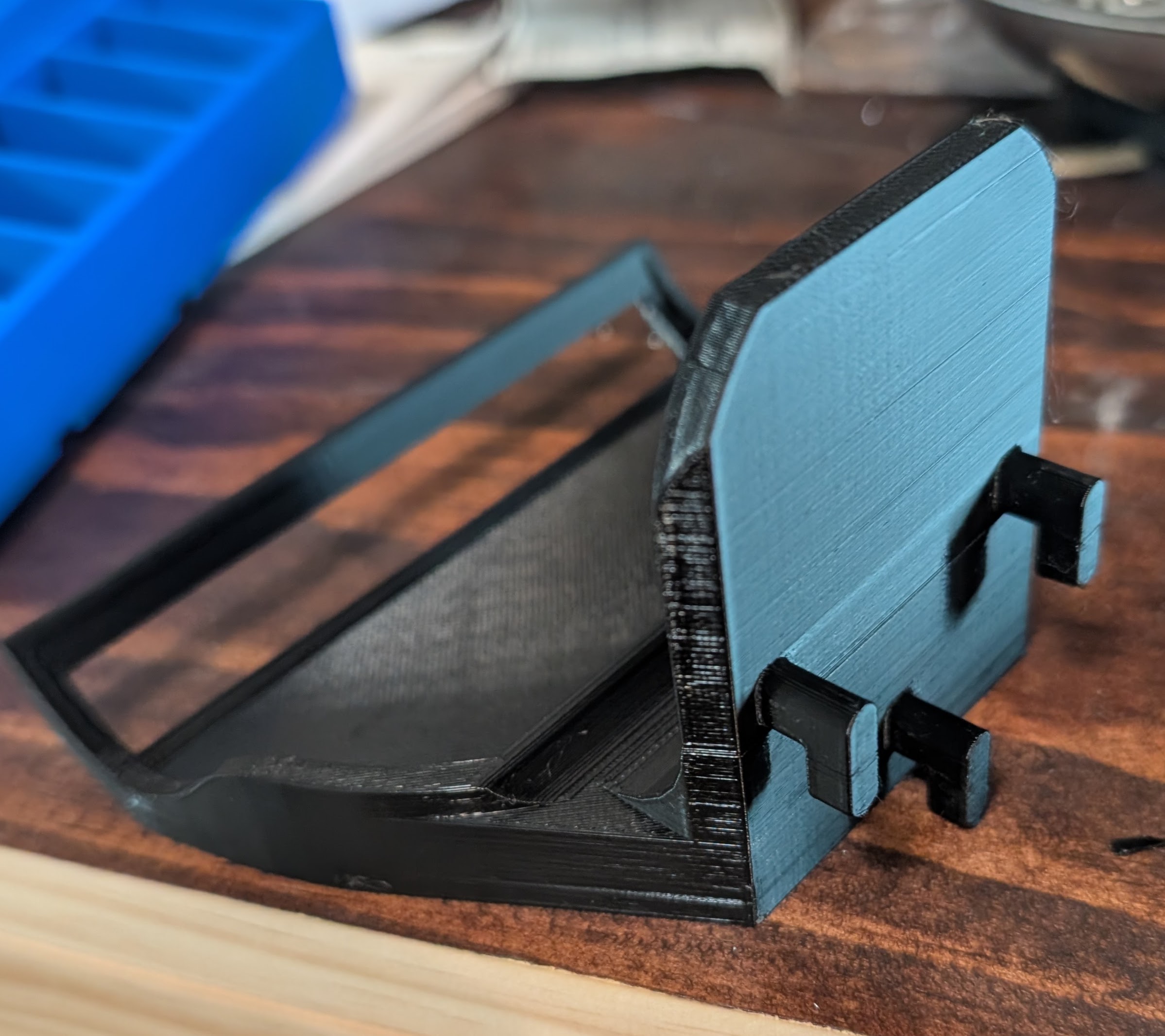 8BitDo Ultimate Base Skadis Mount