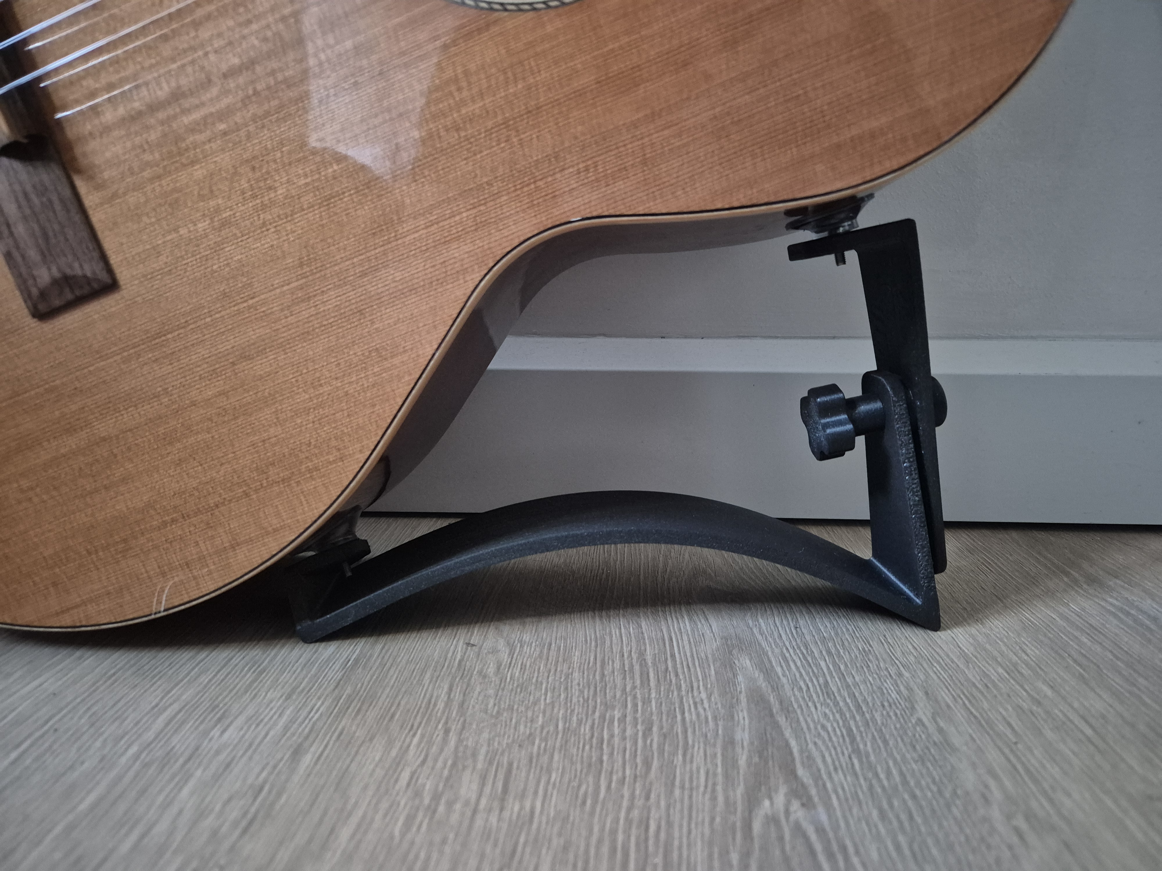 Classical Guitar Leg Rest