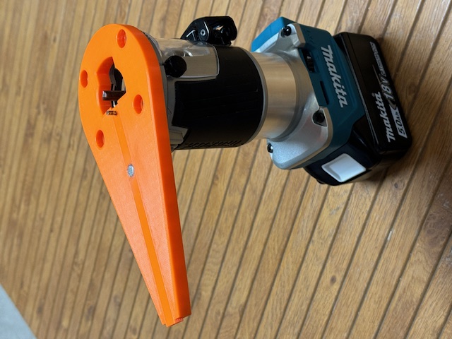Small circle cutting baseplate for Makita Palm /Trimmer Router (RT0701C/XTR01Z/DRT50ZX4)