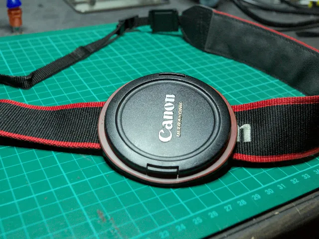 77mm Lens cover holder