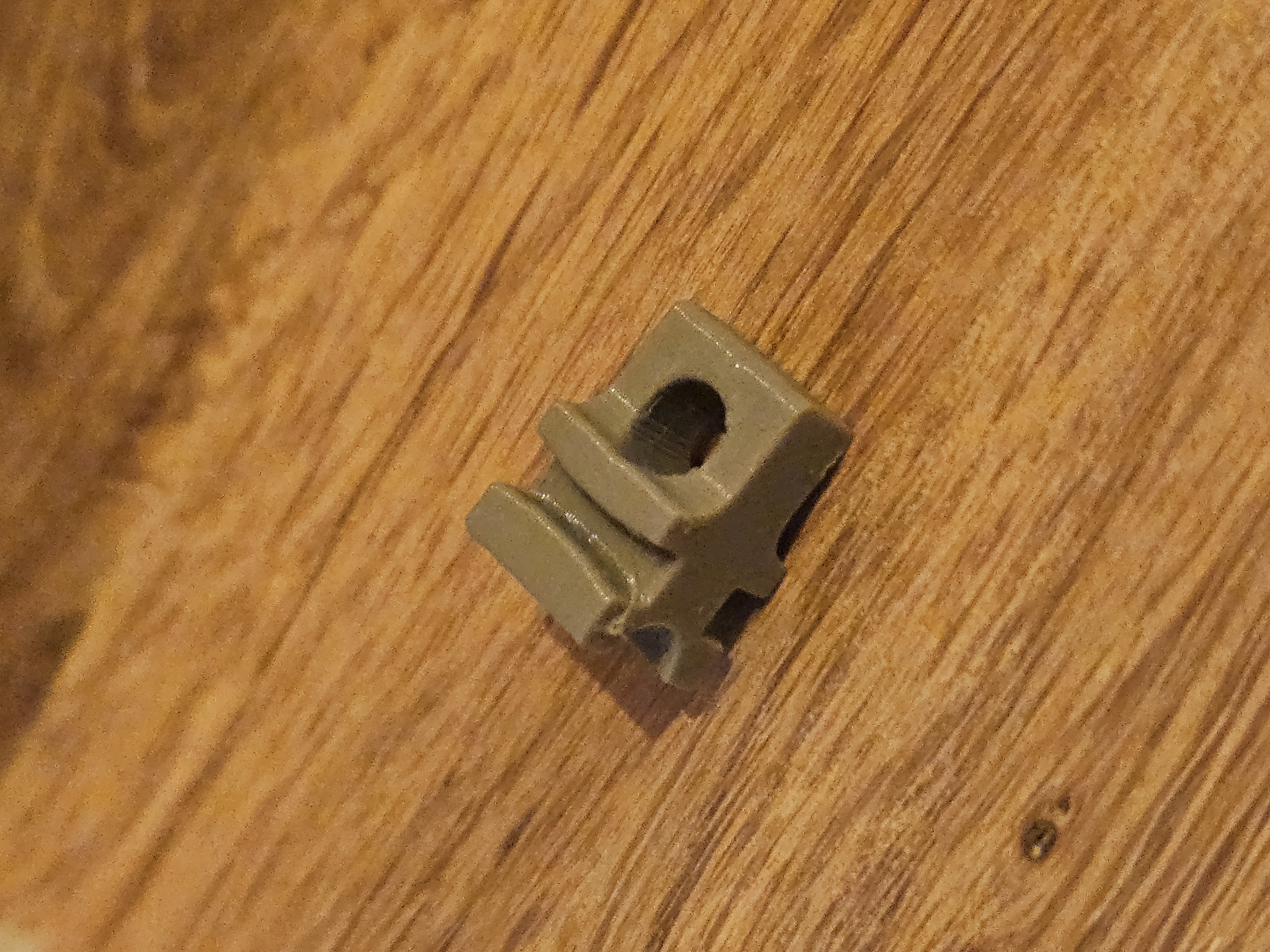 Curtain Hanger Slides