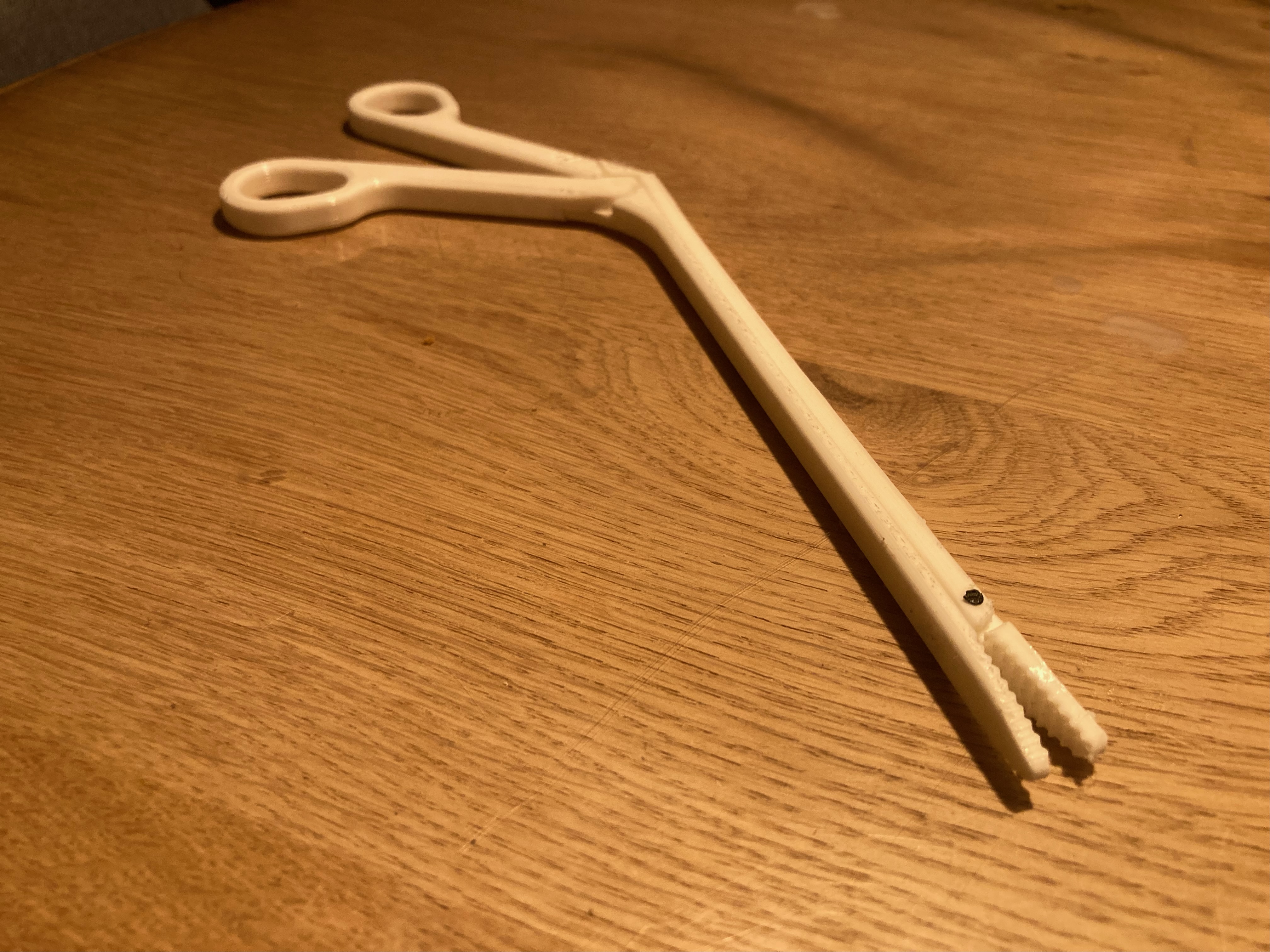 Long Reach Pliers - No Hardware required — miniatura 2