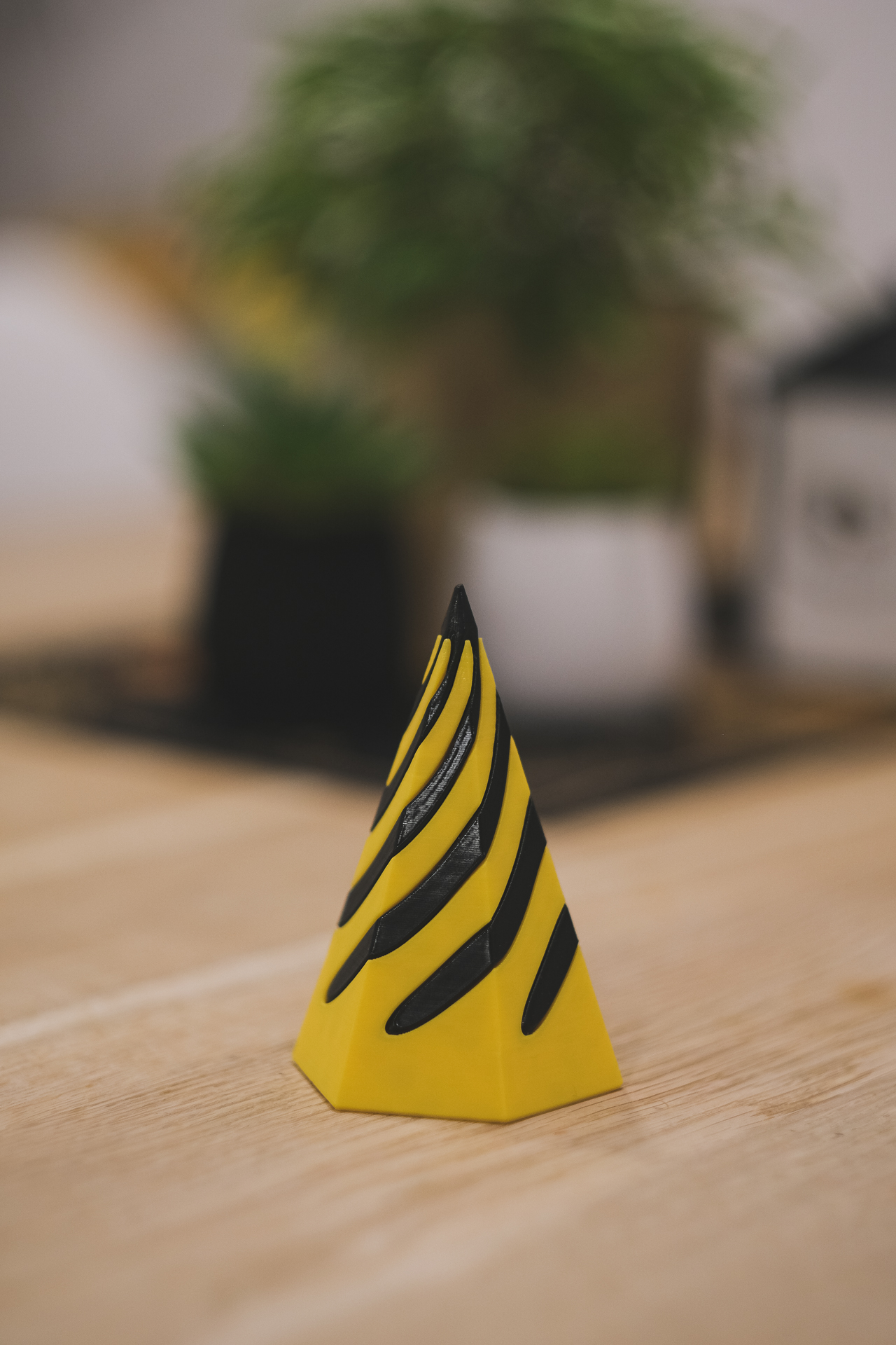 Miniatura 5 do modelo 3D Impossible Passthrough Hexagon