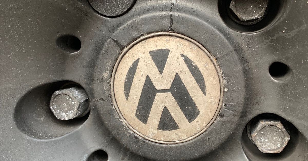 VW Locking Wheel Nut Cover by Nigel W Download free STL model