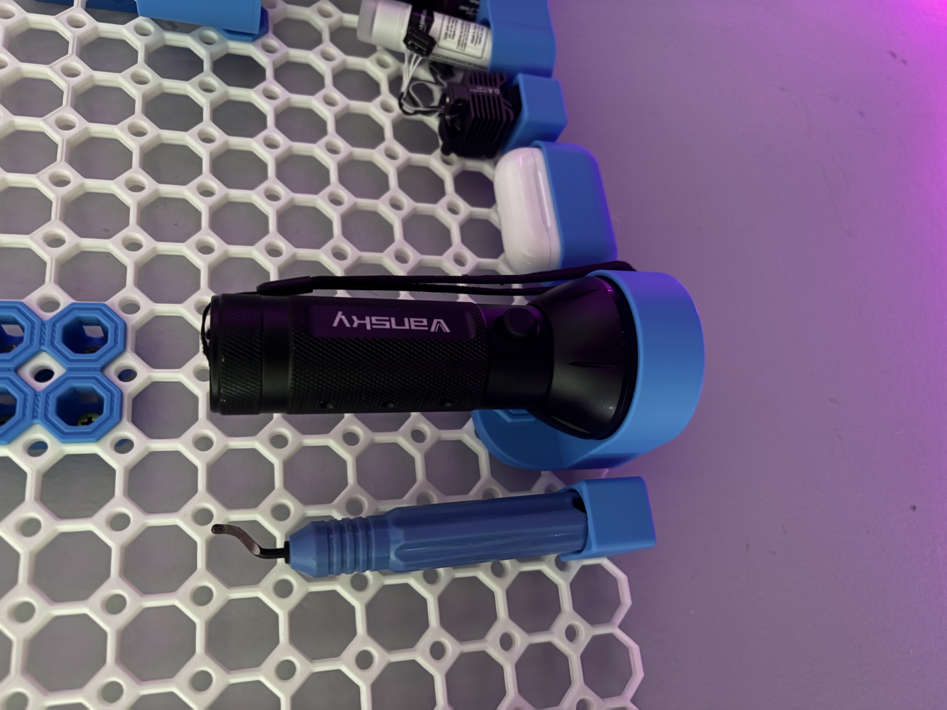 UV Flashlight Holder for Multiboard System — thumbnail 2