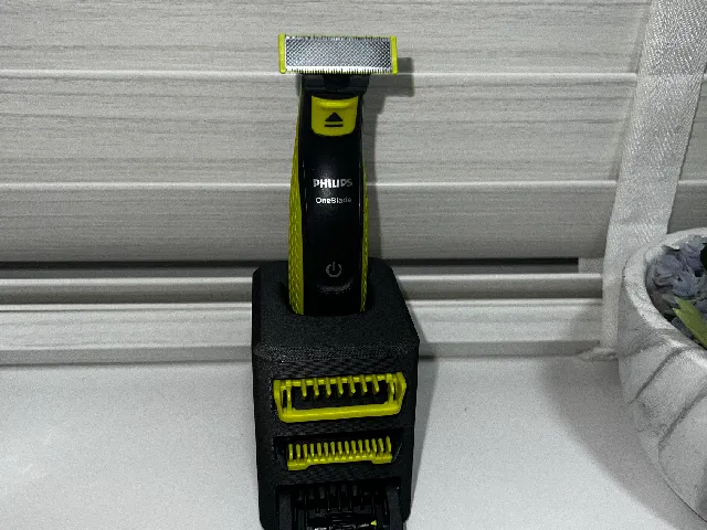 Phillips oneblade stand