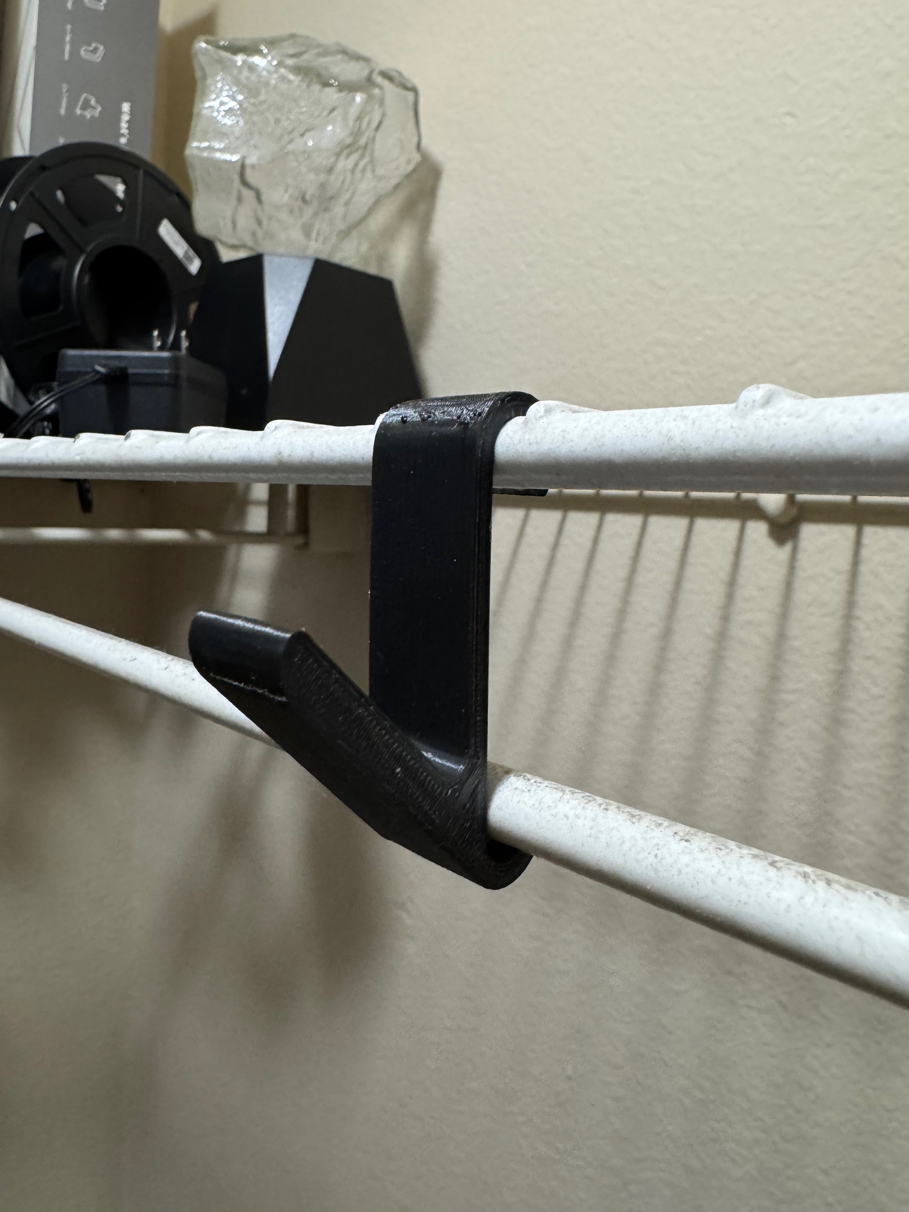 Closetmaid Shelf & Rod Hook by Rox Download free STL model