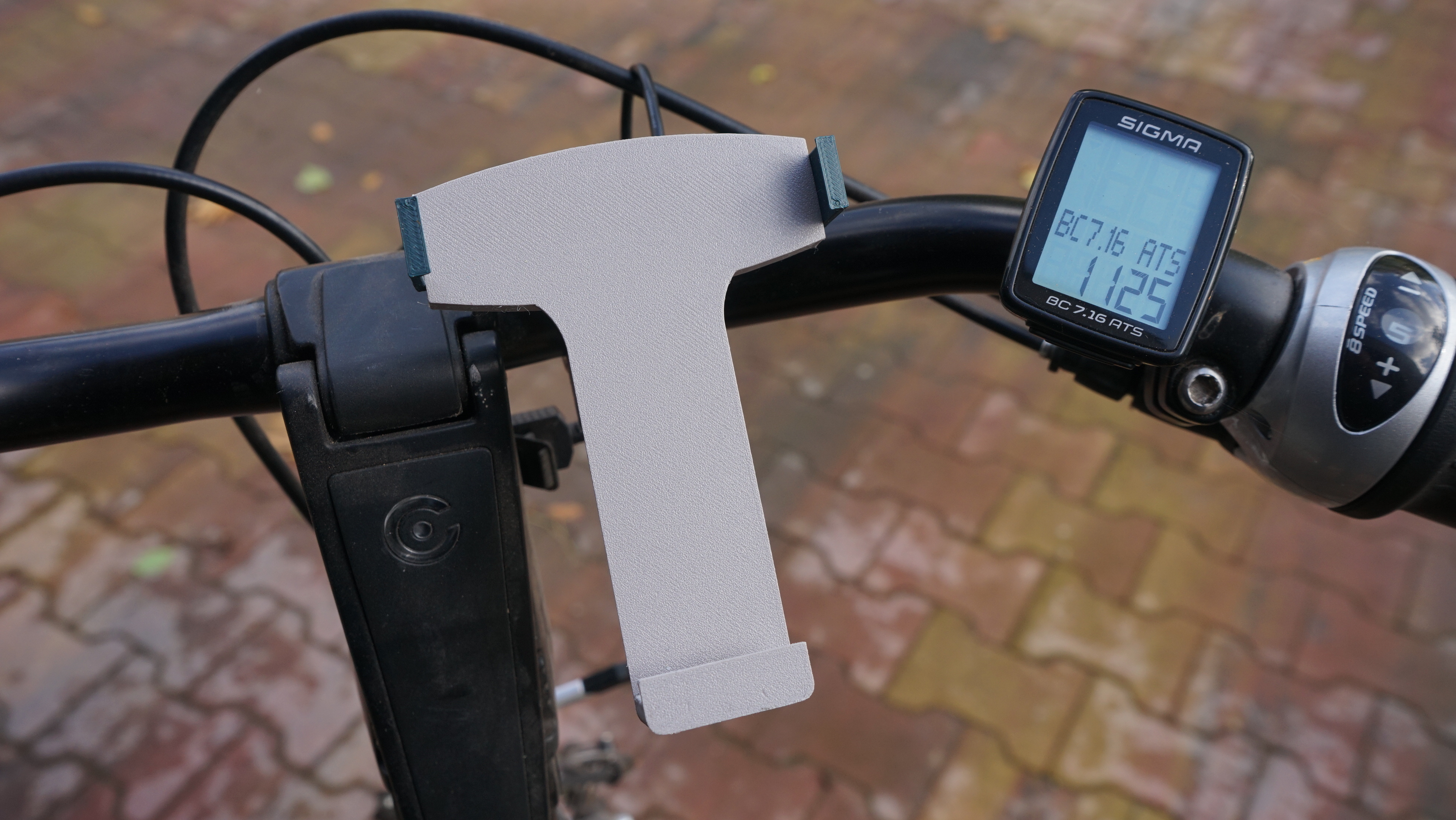 Phone Holder for bike. Parametric FreeCad.
