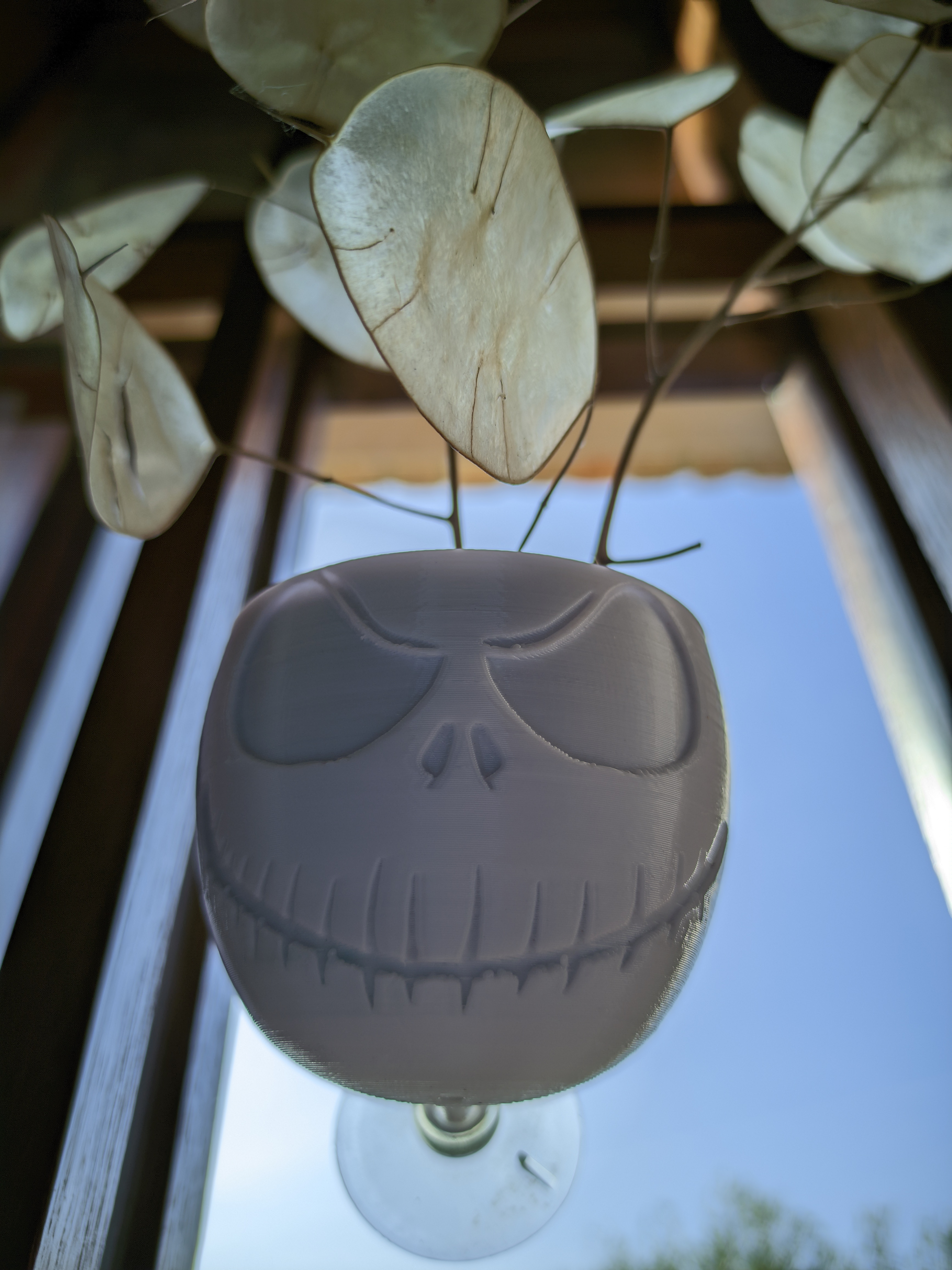 Skellington suction cup pot
