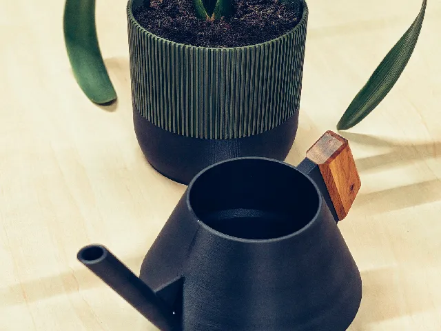 Modern tapered watering can