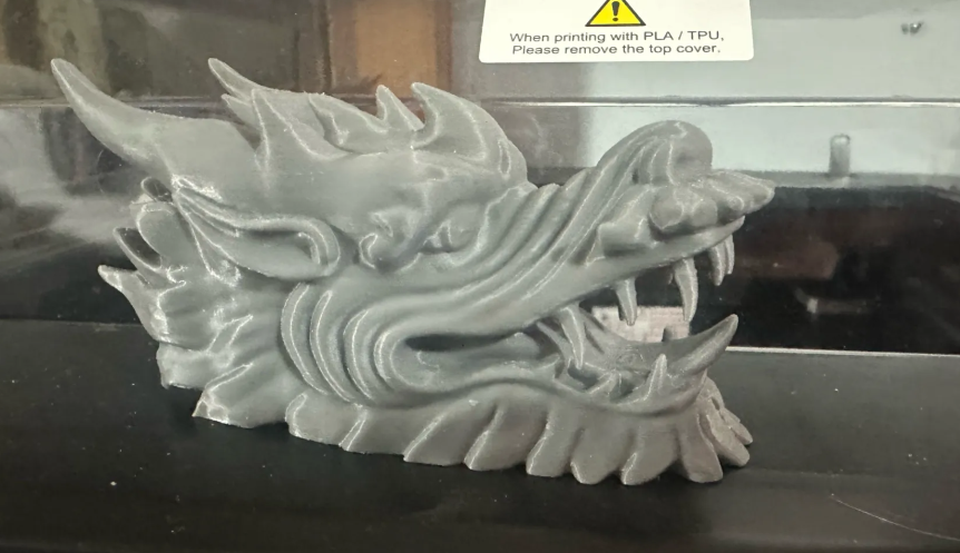 Miniatura 2 do modelo 3D Dragon Head