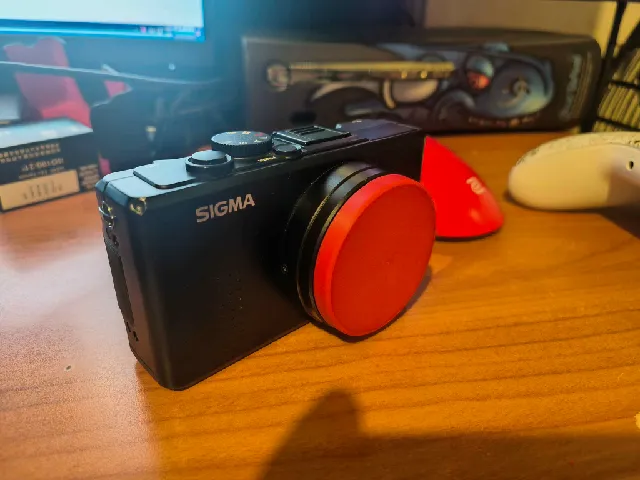 Sigma DP1 Lens Cap