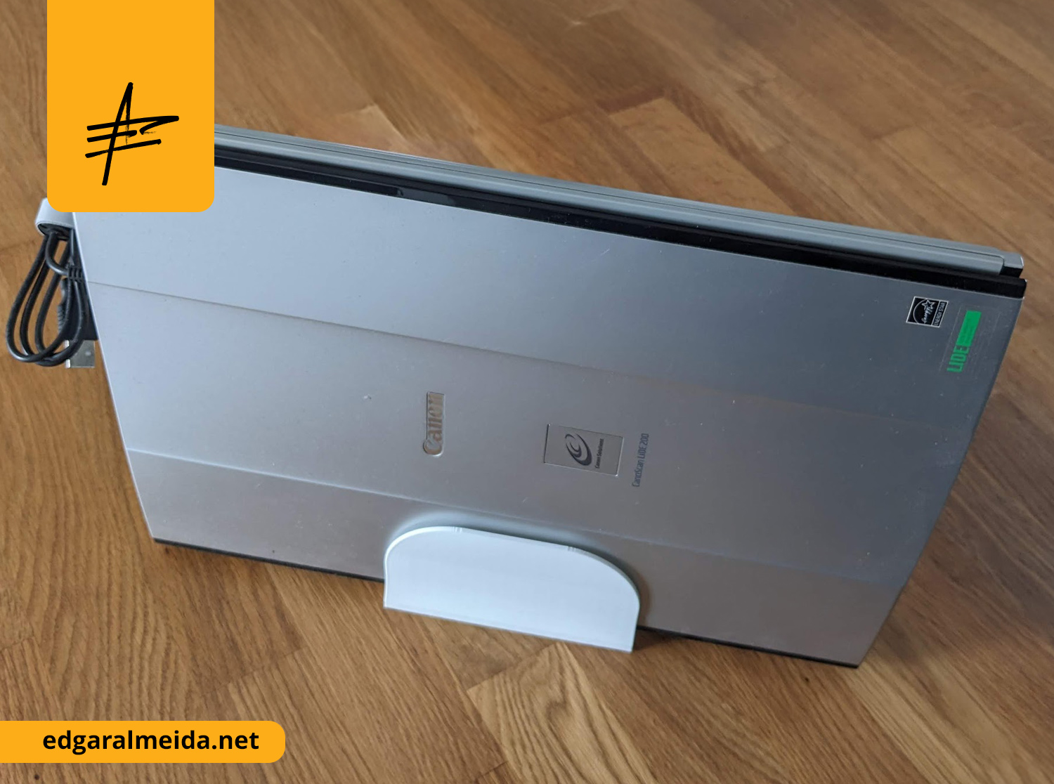 Canon CanoScan Lide 200 Stand