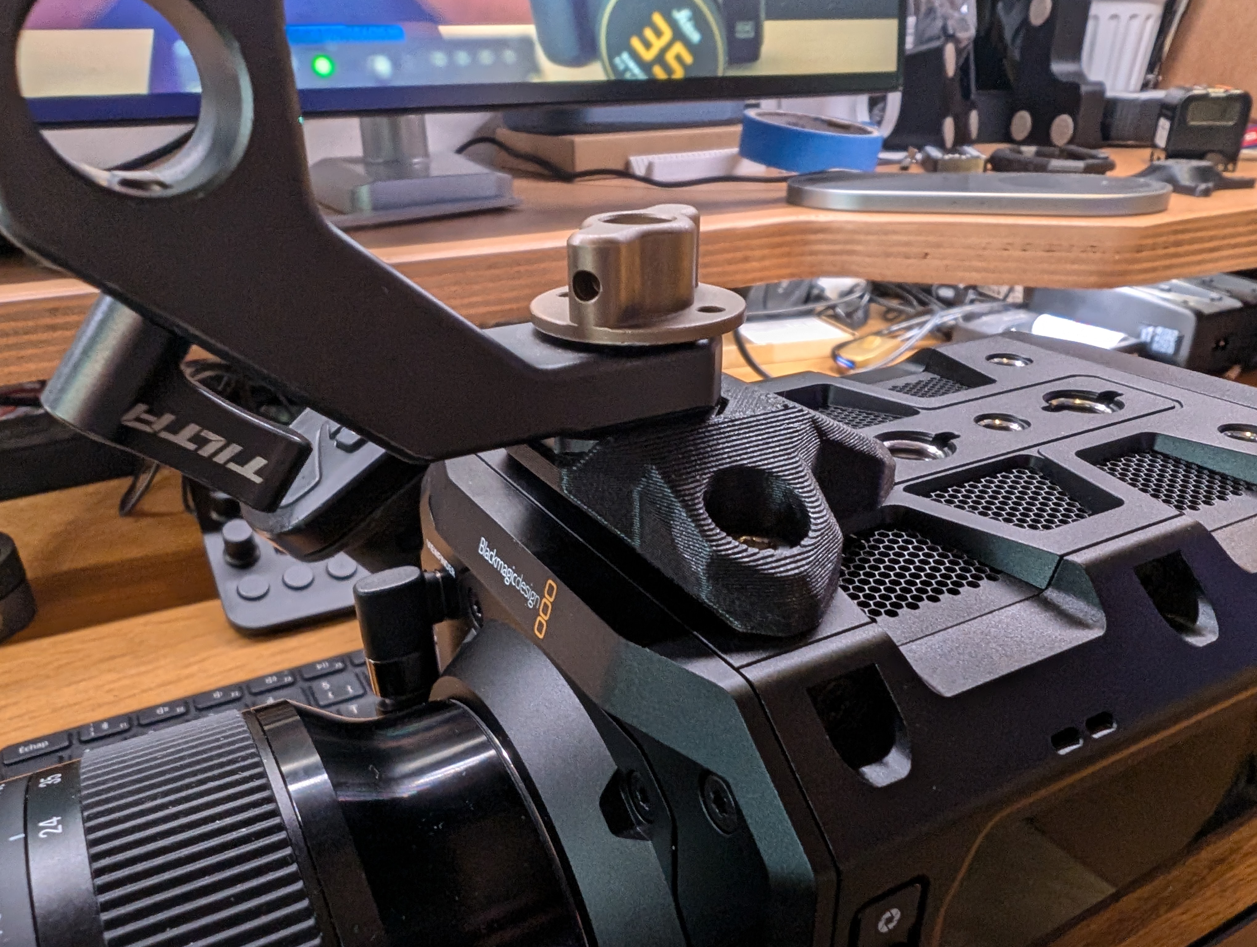 Blackmagic Design Pyxis 6K Tilta Top Handle Adapter by Rak500