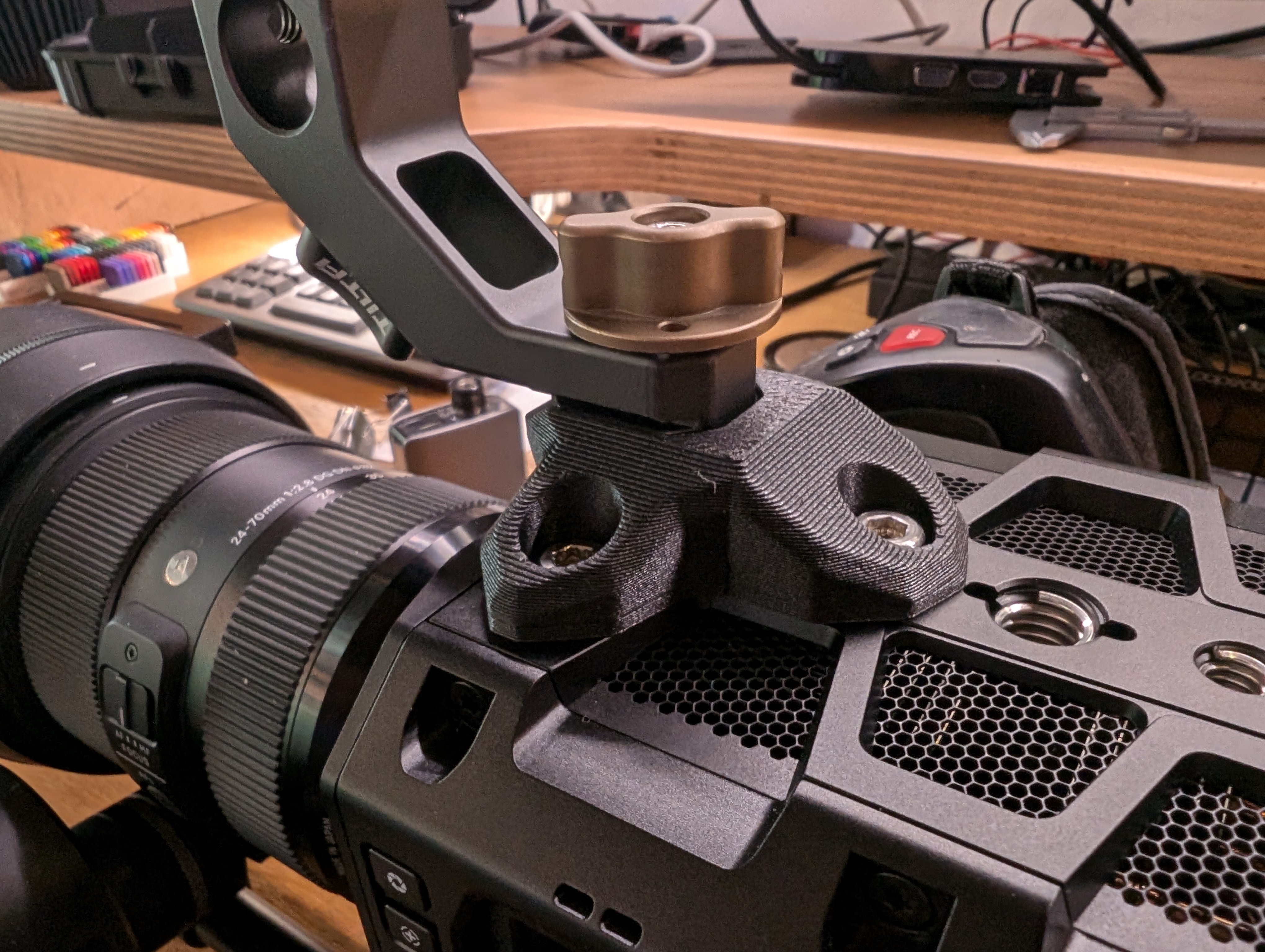 Blackmagic Design Pyxis 6K Tilta Top Handle Adapter by Rak500