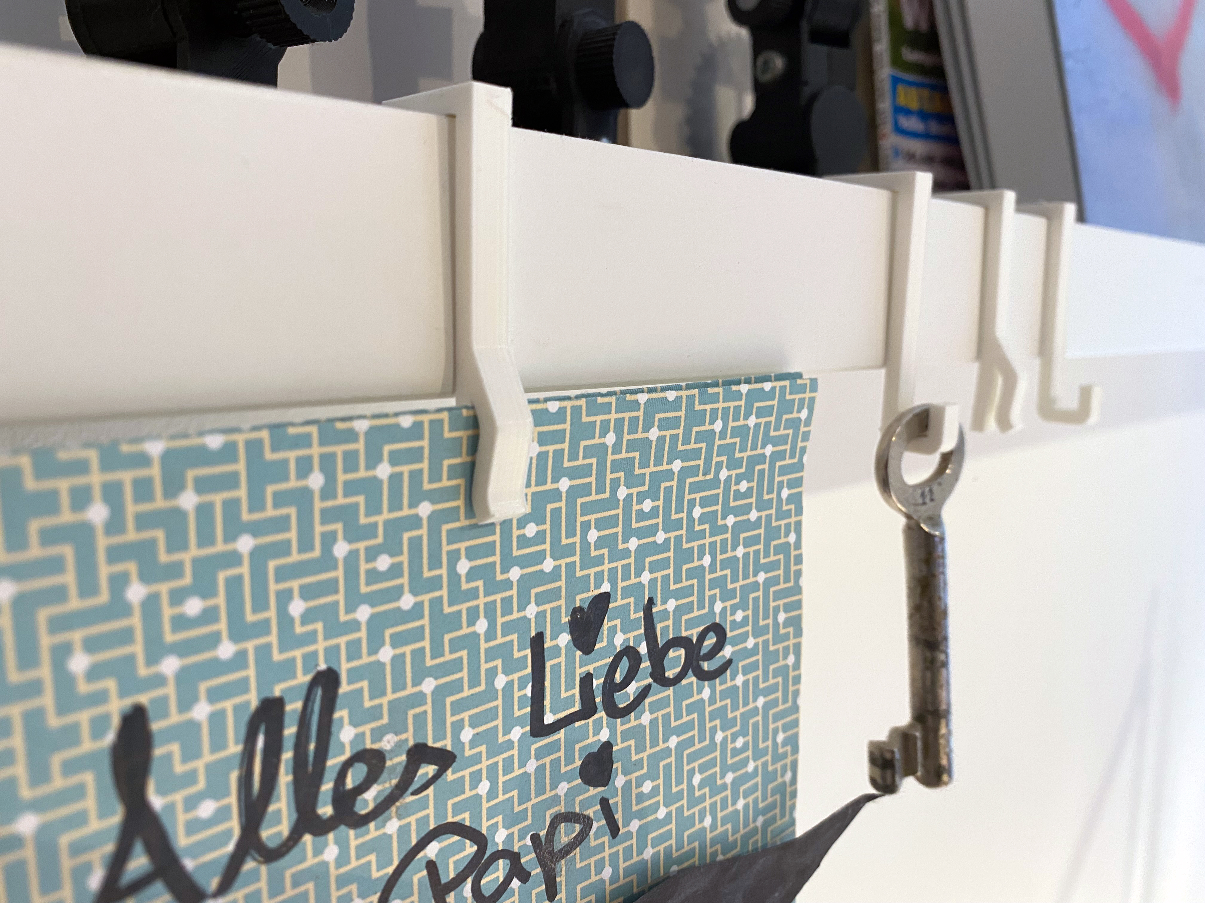 IKEA Mosslanda Hock & Clip