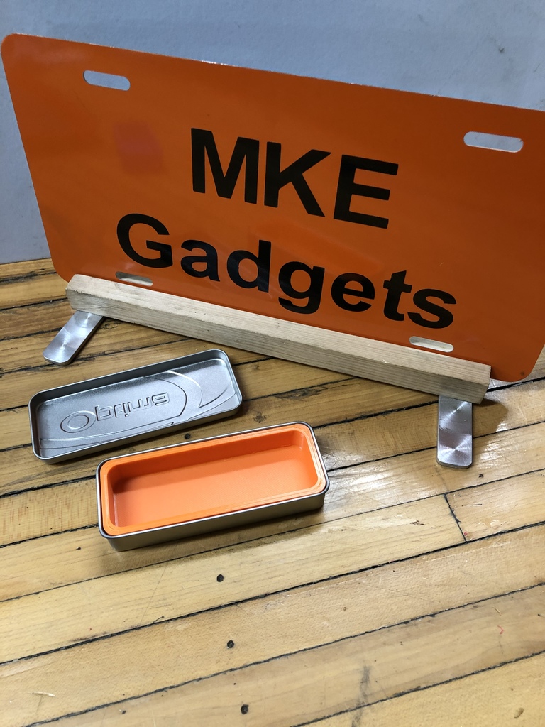 Optiom Tin Box