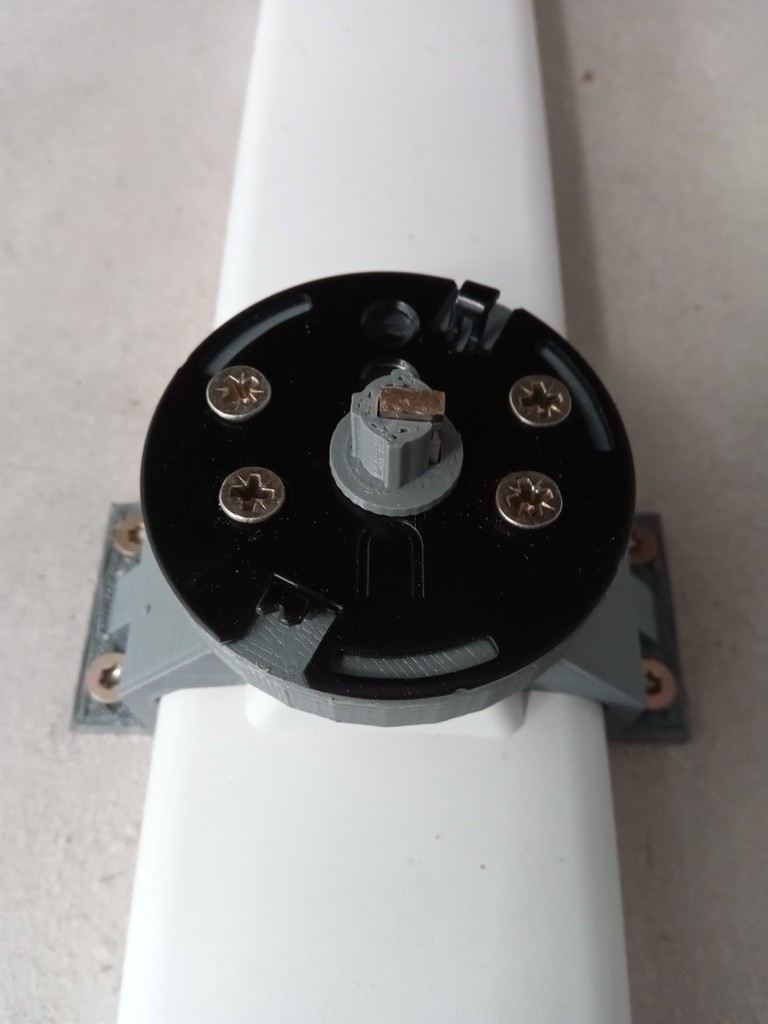 Mount for Danalock V3 to a armor bolt lock ABUS PR2600